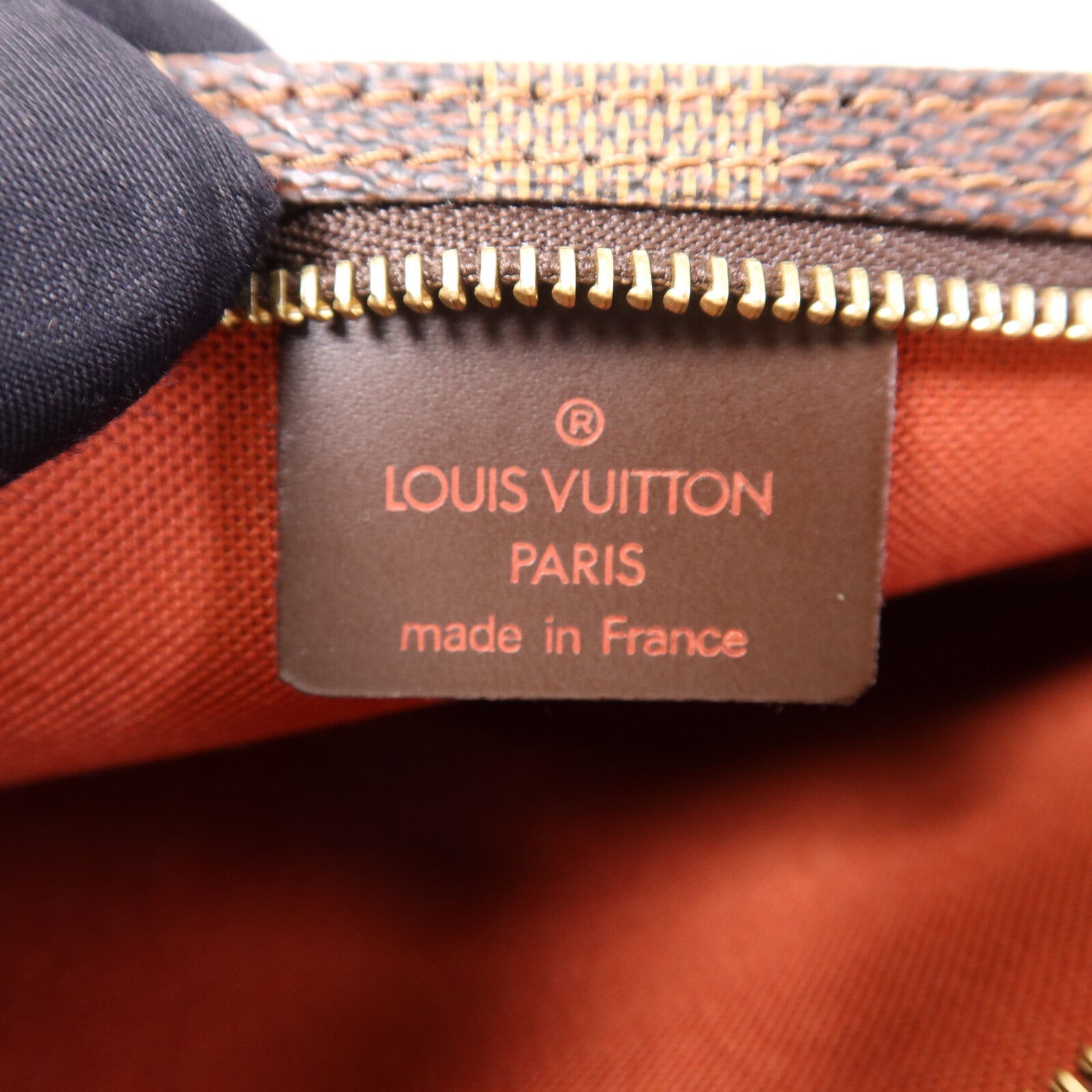LOUIS VUITTON Damier Pochette Accessories金扣肩背袋