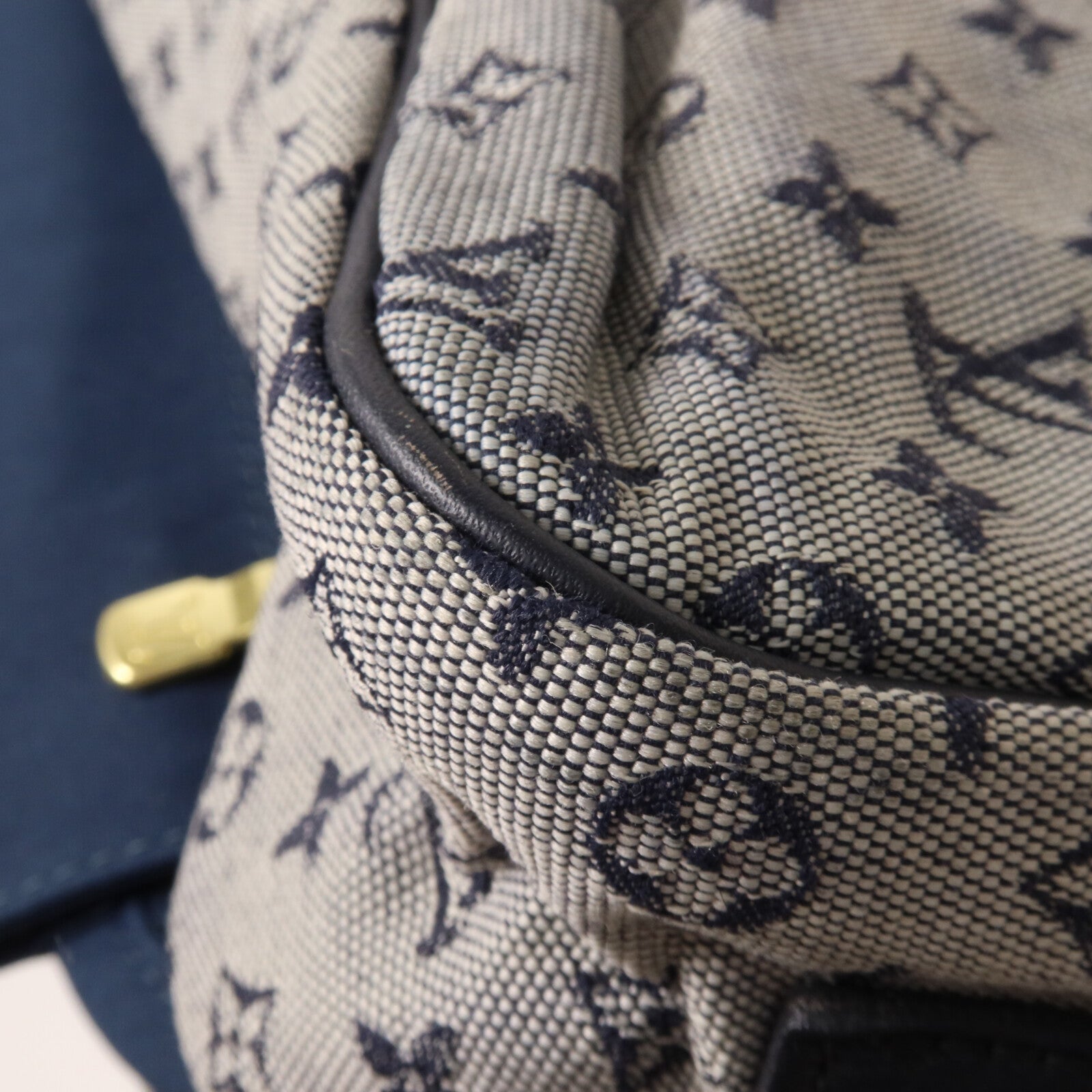 LOUIS VUITTON Monogram Mini LinSac Maman肩背袋