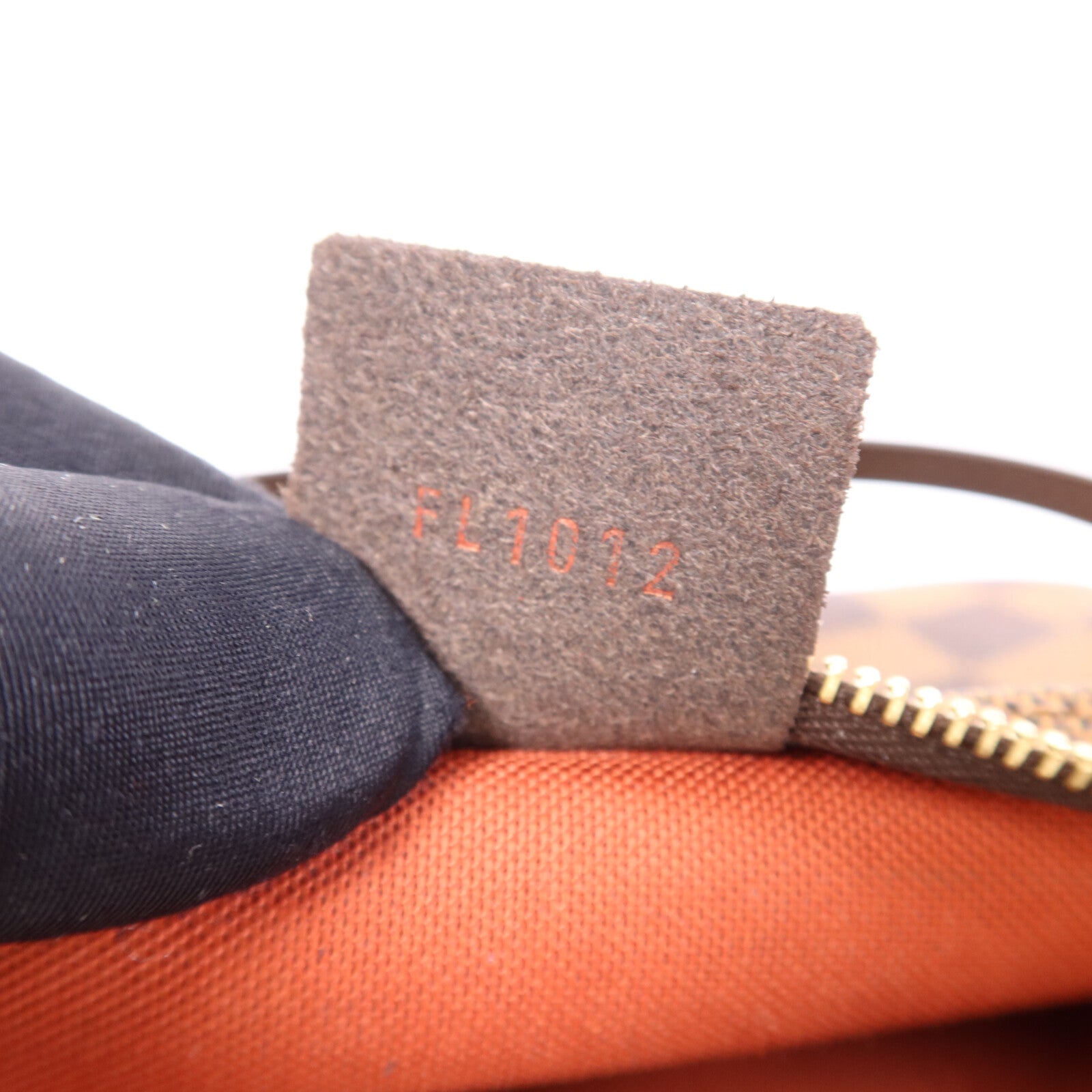 LOUIS VUITTON Damier Pochette Accessories金扣肩背袋