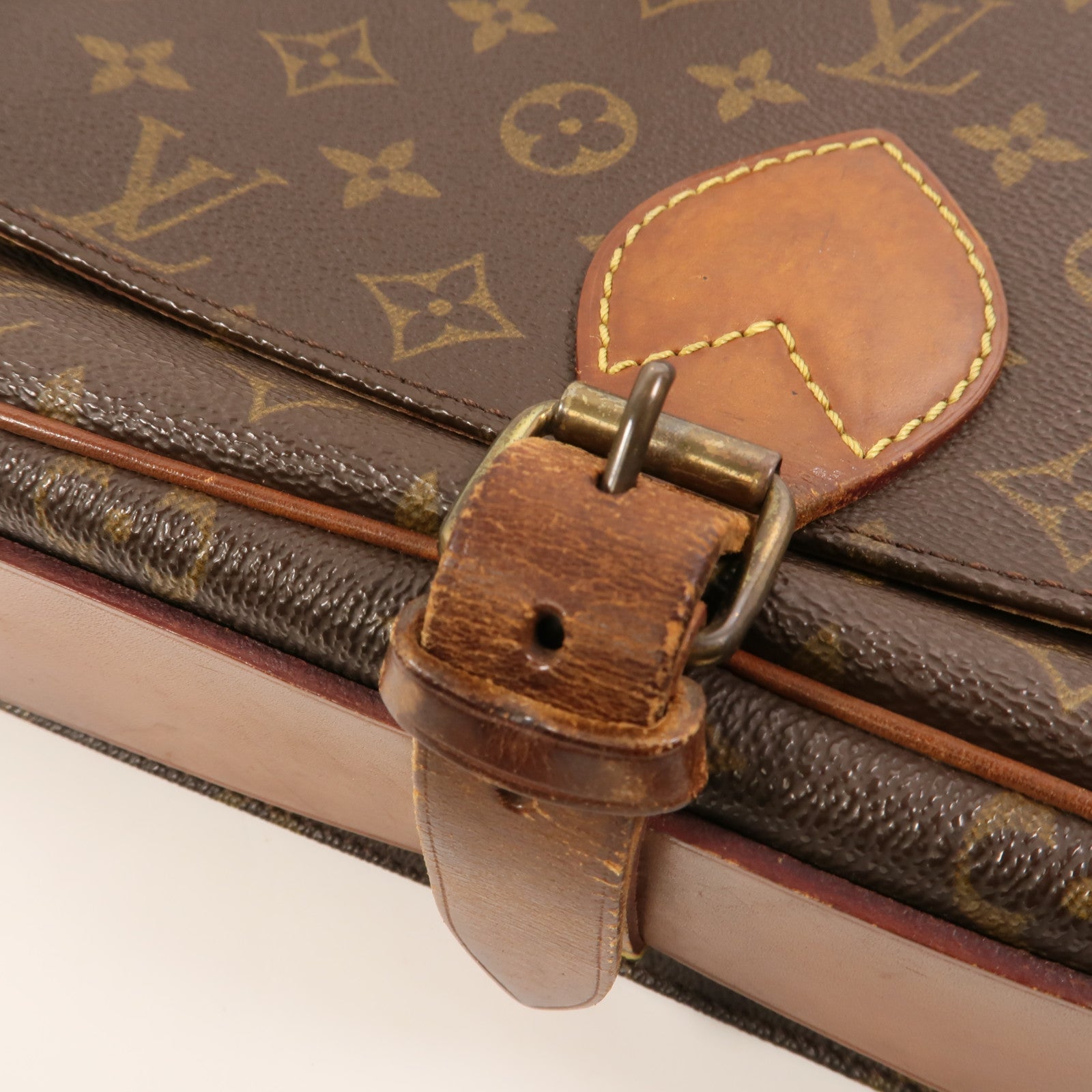 LOUIS VUITTON 【激減優惠】Monogram Cartouchiere GM金扣肩背袋