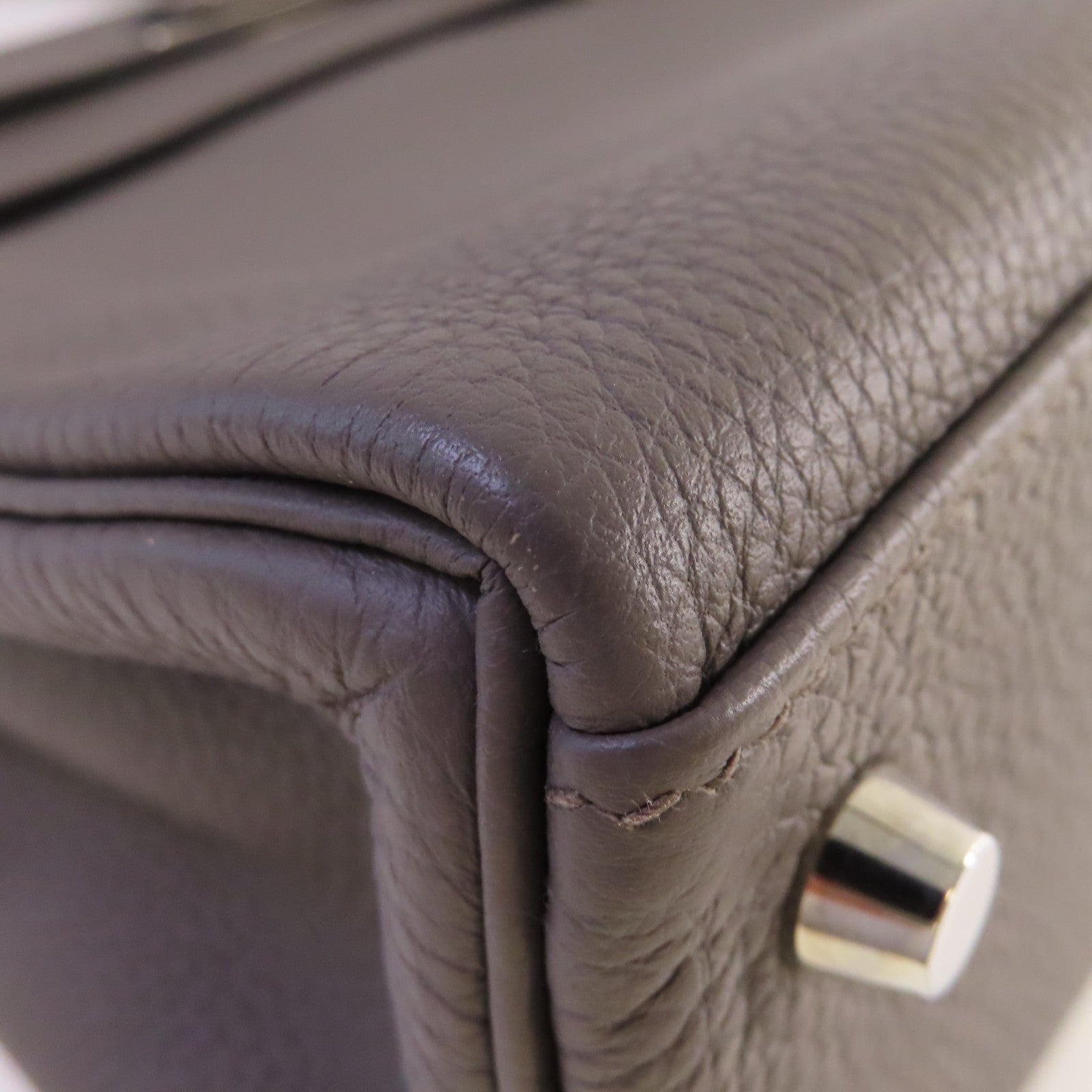 HERMES Togo皮革Kelly 28銀扣手挽肩背兩用袋Gris Etain錫器灰色