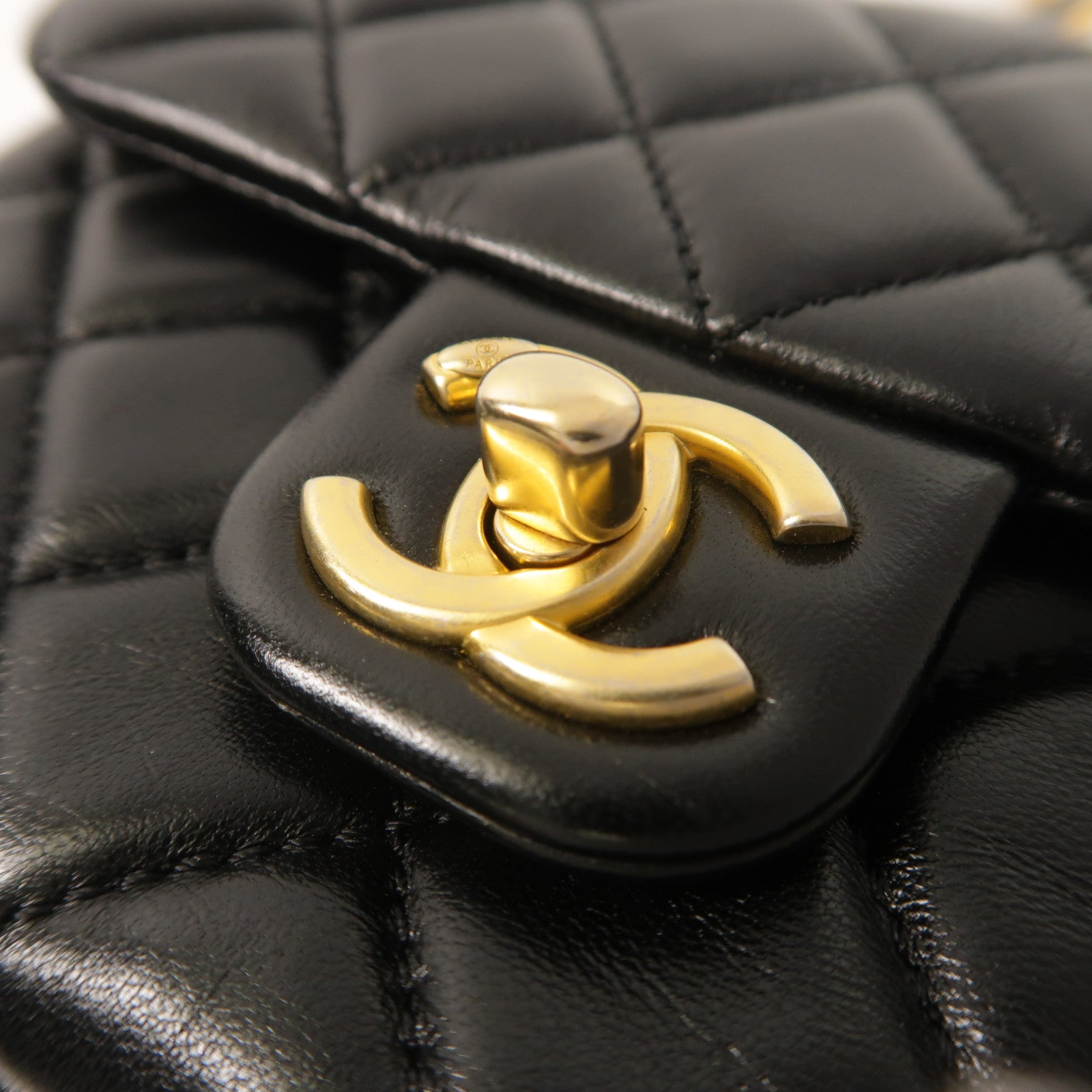 CHANEL 羊皮皮革Mini Flap Bag鏈帶肩背袋