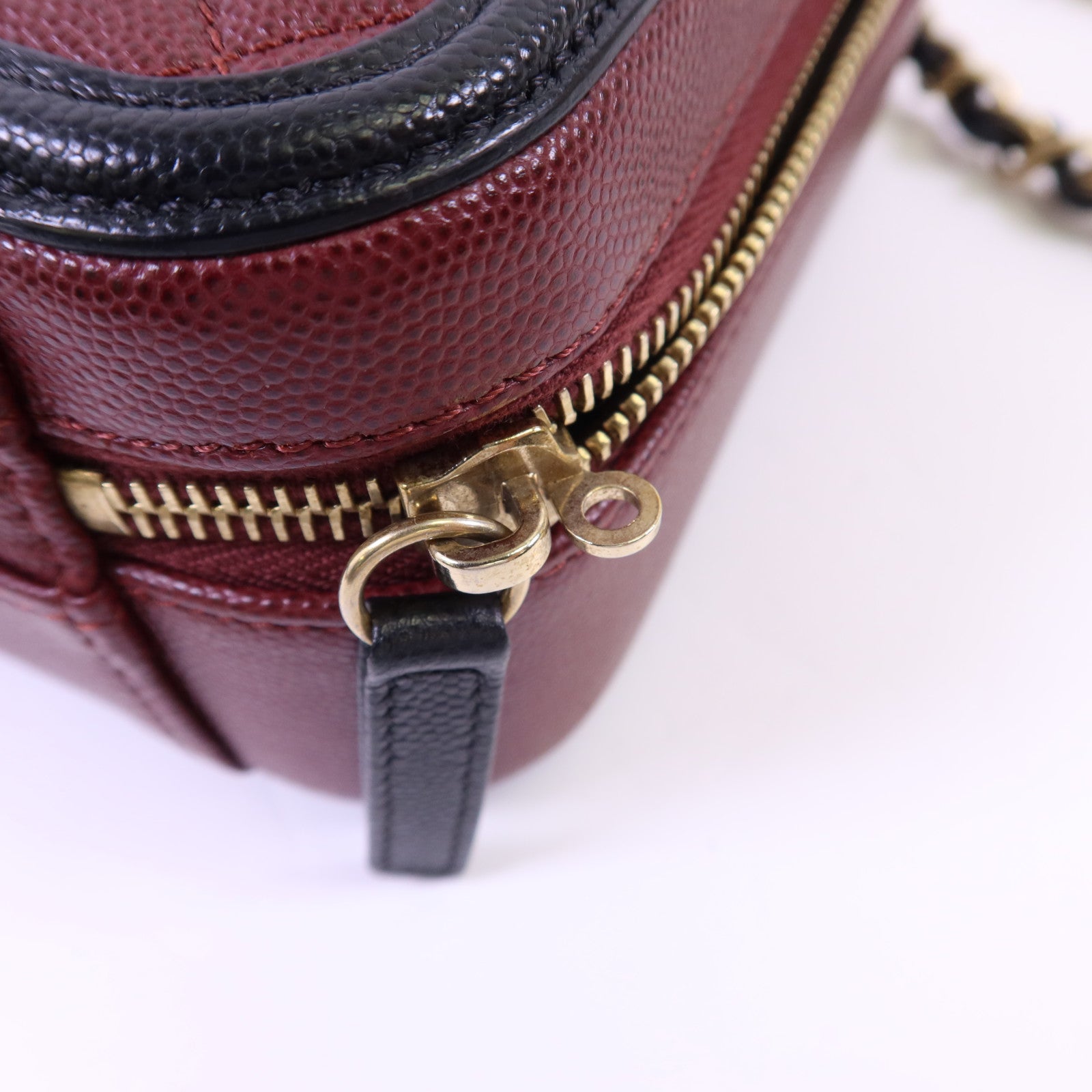 CHANEL 牛皮皮革Vanity Case金扣手挽肩背兩用袋