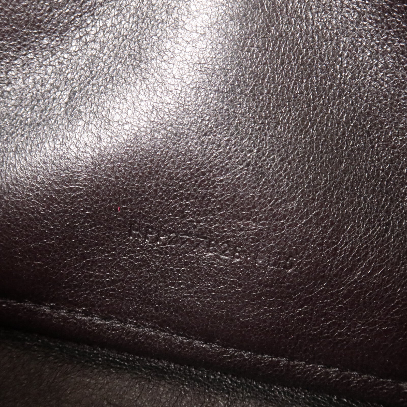 SAINT LAURENT 牛皮皮革Cassandre Envelope鏈帶肩背袋