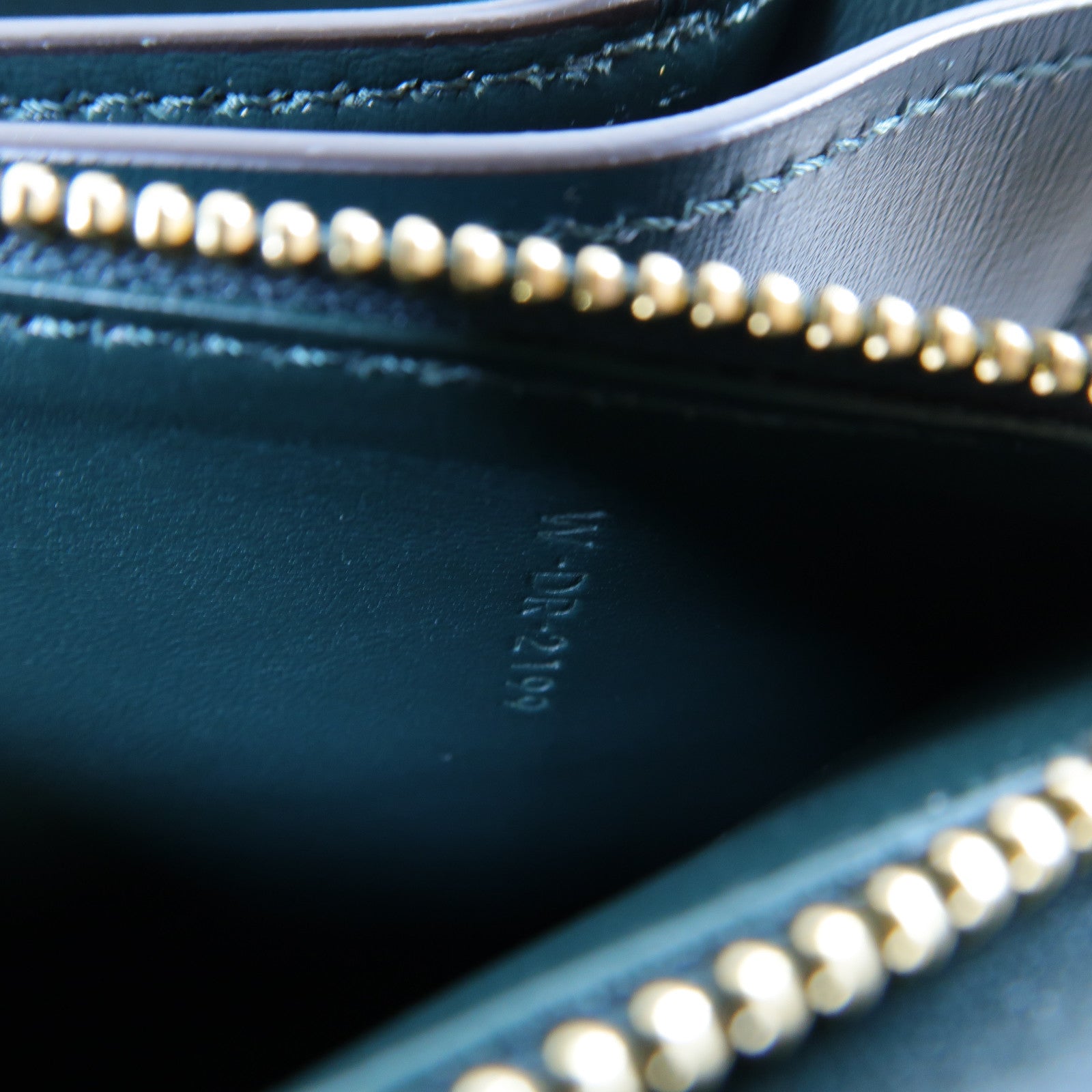 CELINE 【激減優惠】牛皮皮革Classic Box金扣肩背袋深綠色