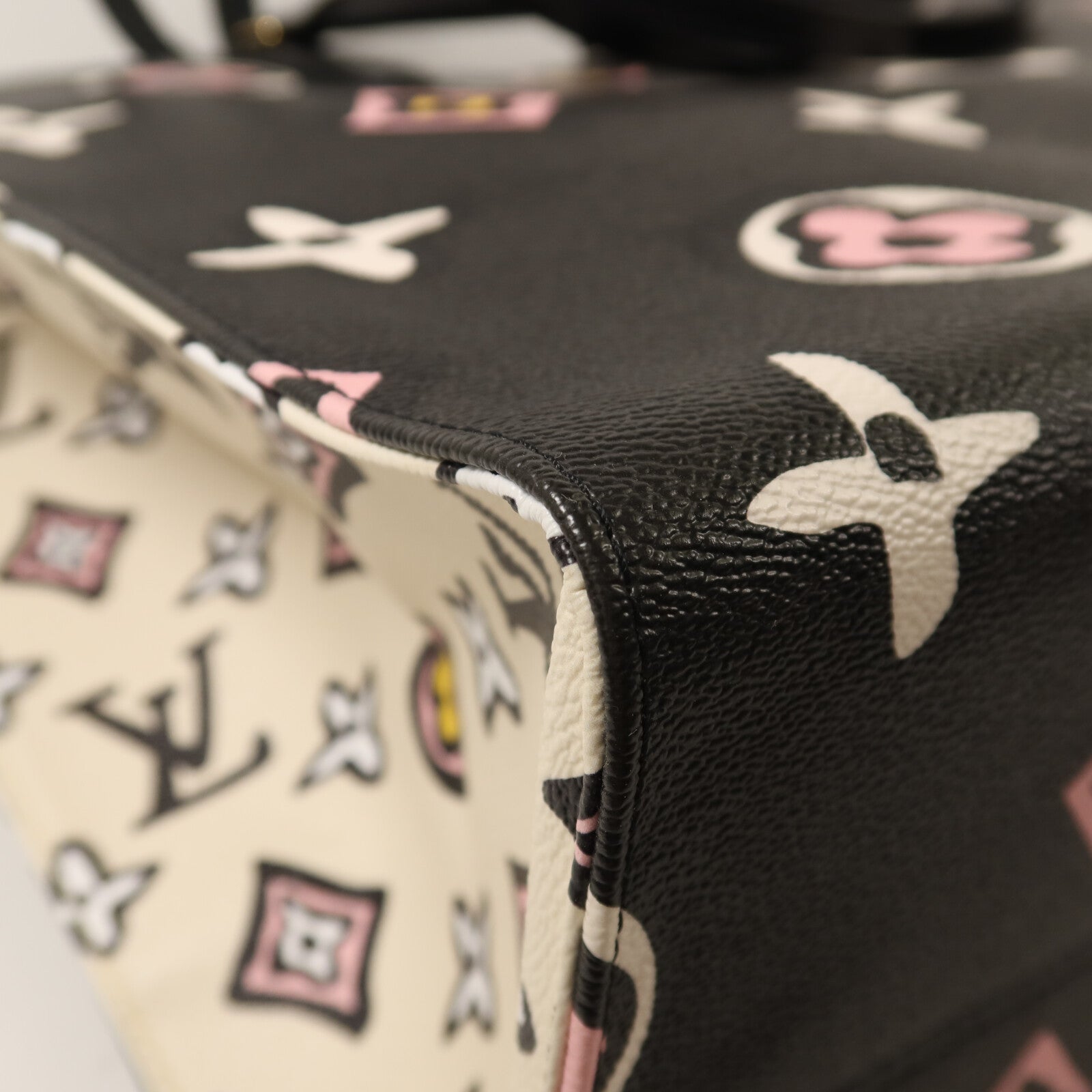 LOUIS VUITTON Monogram Giant Wild at Heart Capsule OnTheGo GM金扣手挽肩背兩用袋