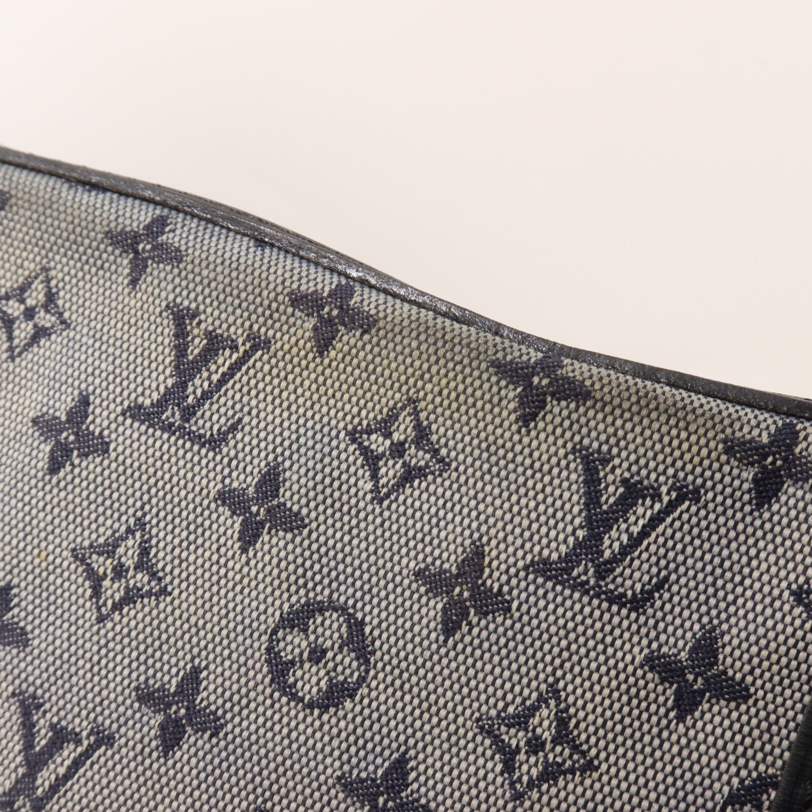 LOUIS VUITTON Monogram Mini LinSac Maman肩背袋