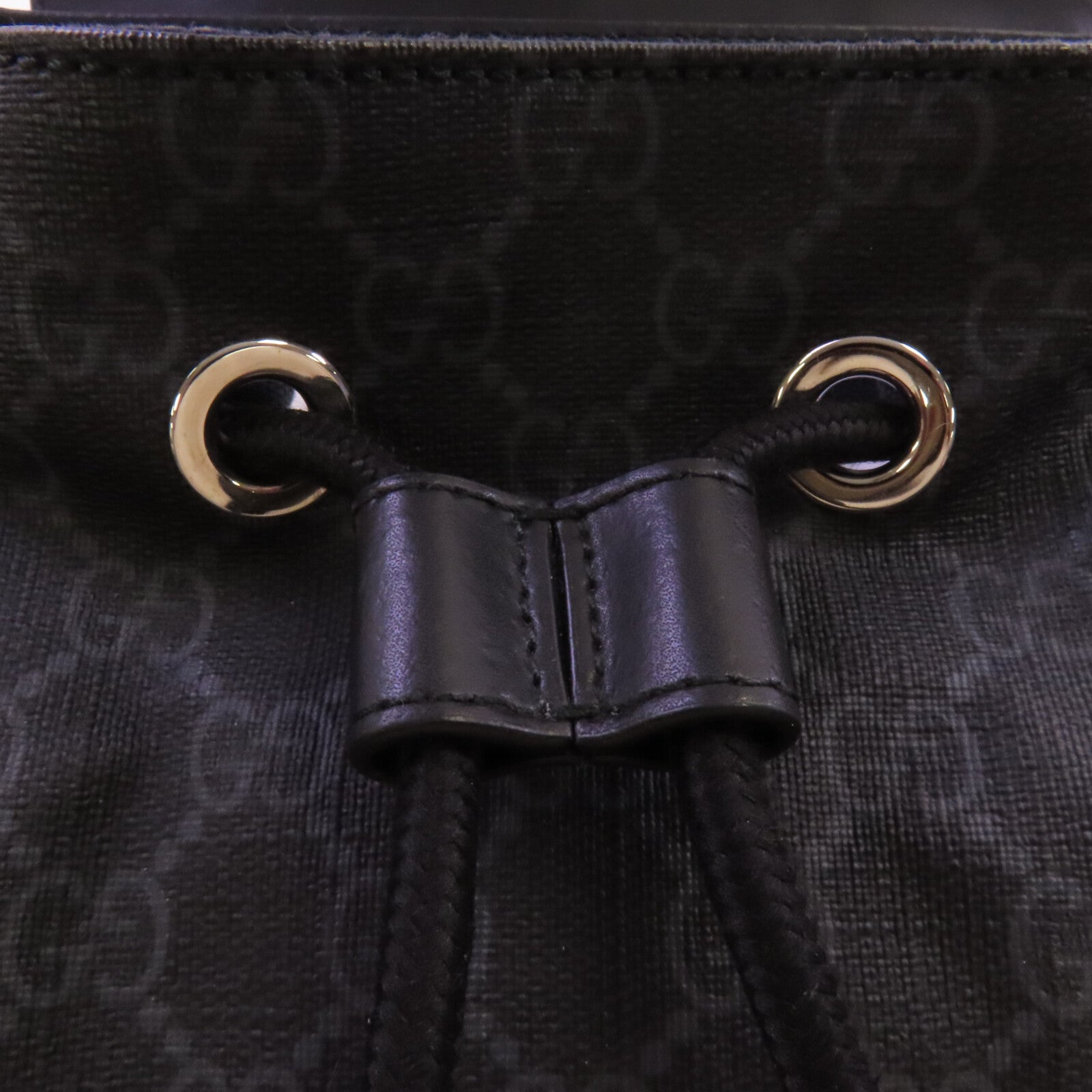 GUCCI 塗層帆布GG Supreme Backpack背包