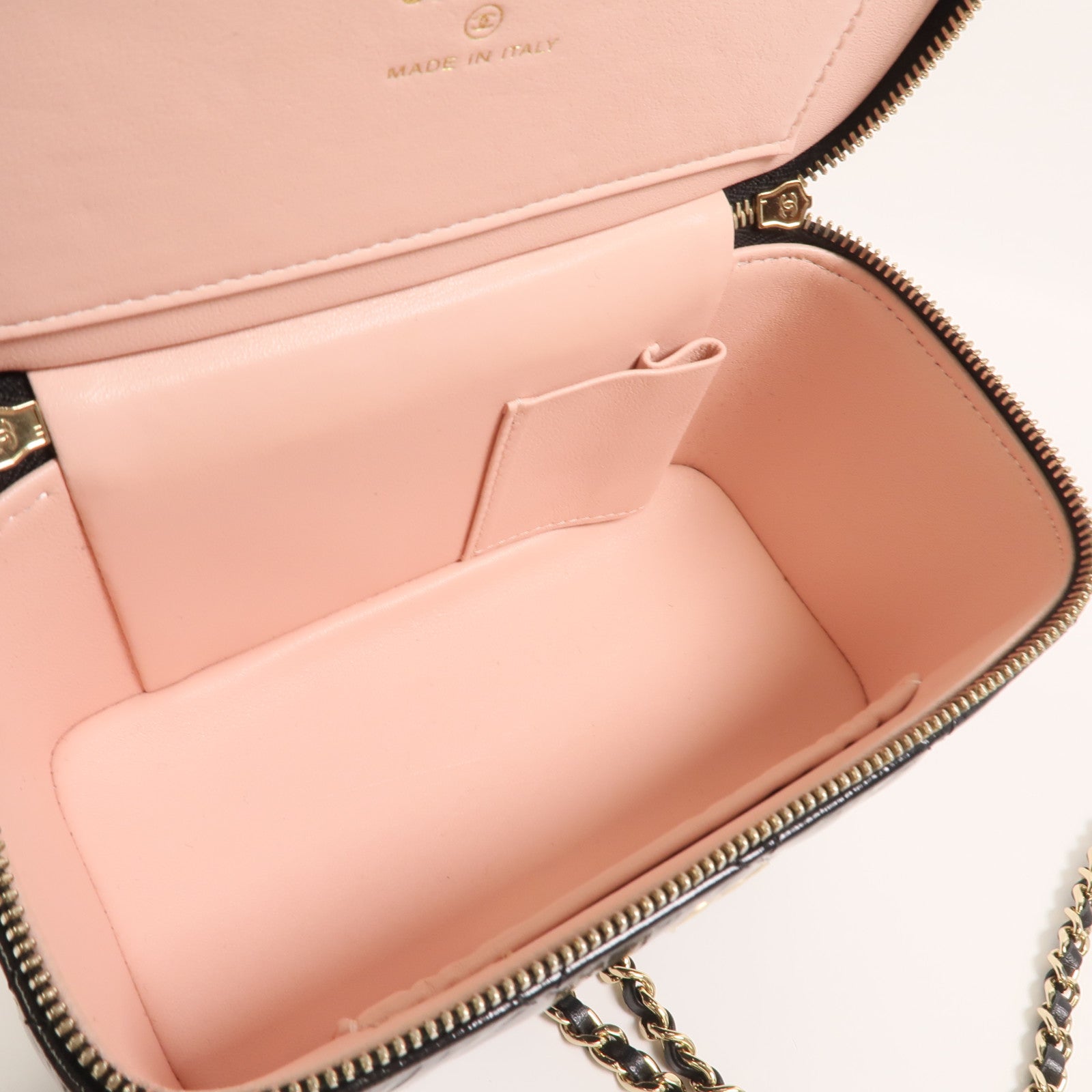 CHANEL 羊皮皮革Vanity Case鏈帶肩背袋