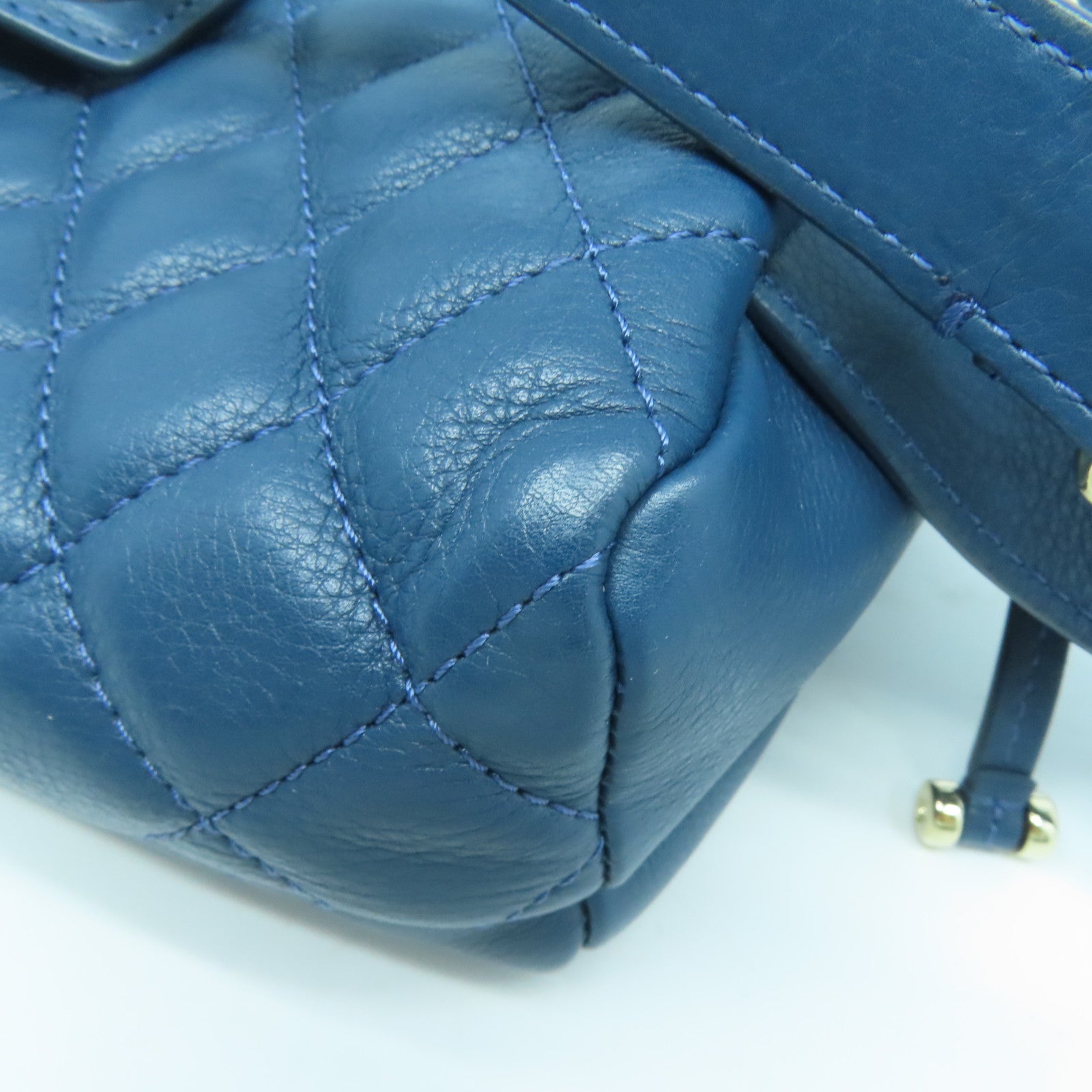 CHANEL 【激減優惠】菱格牛皮皮革Waist Bag金扣腰包藍色