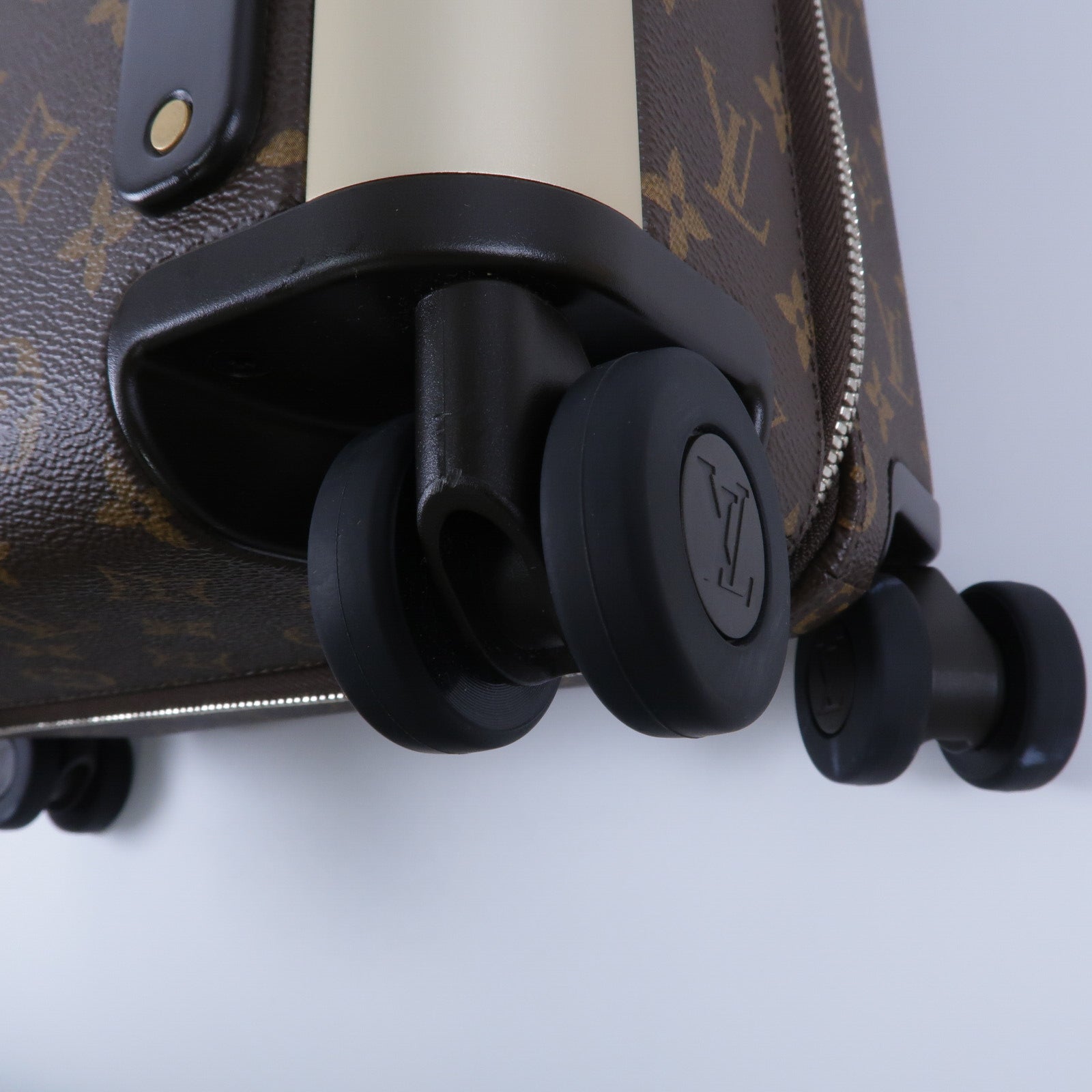 LOUIS VUITTON Monogram Horizon 50行李箱