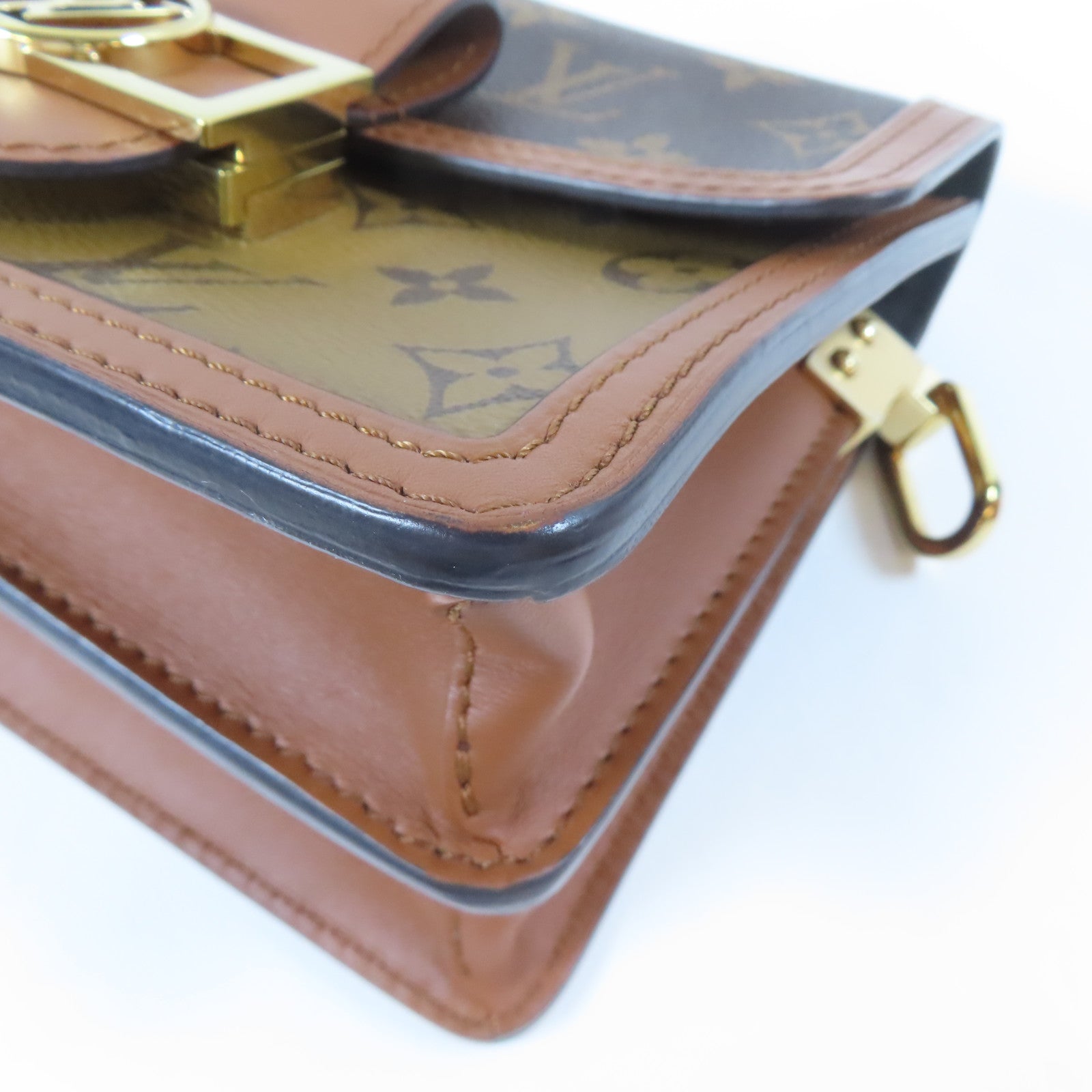 LOUIS VUITTON Monogram Mini Dauphine金扣肩背袋啡色