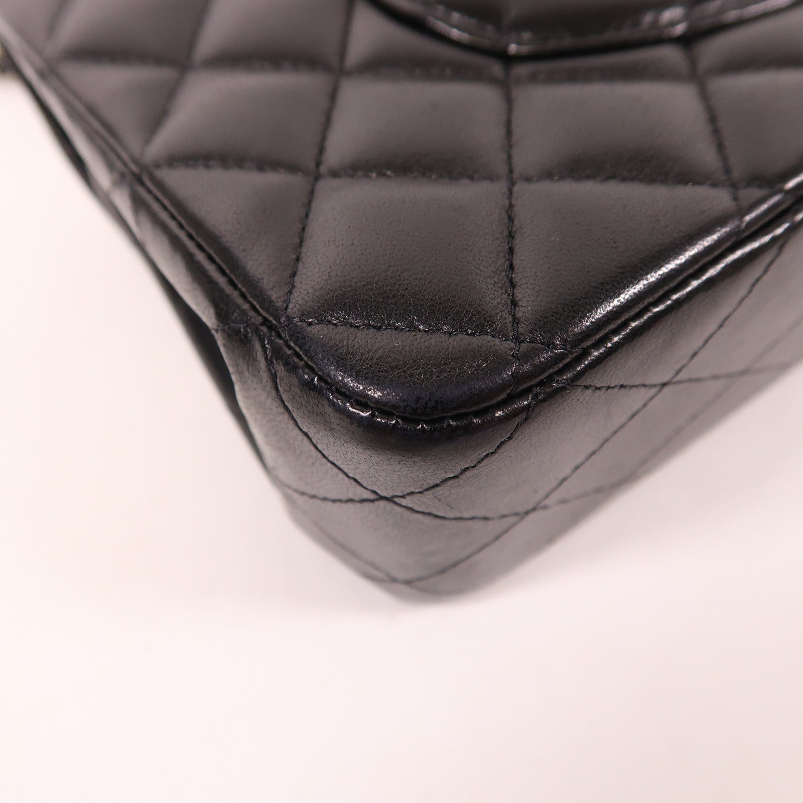 CHANEL 羊皮皮革Classic 25銀扣鏈帶肩背袋