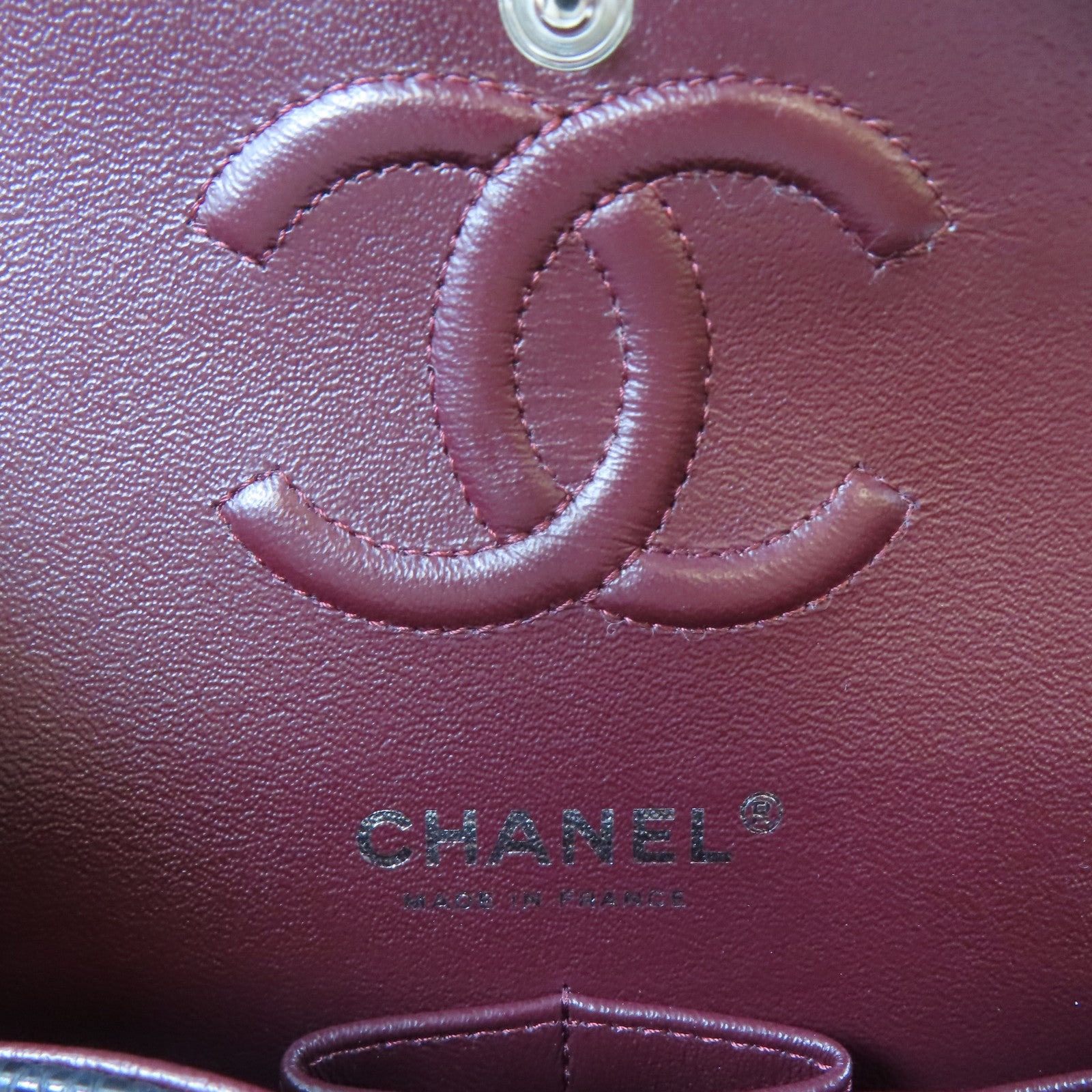 CHANEL 菱格牛皮皮革Classic 23銀扣鏈帶肩背袋黑色