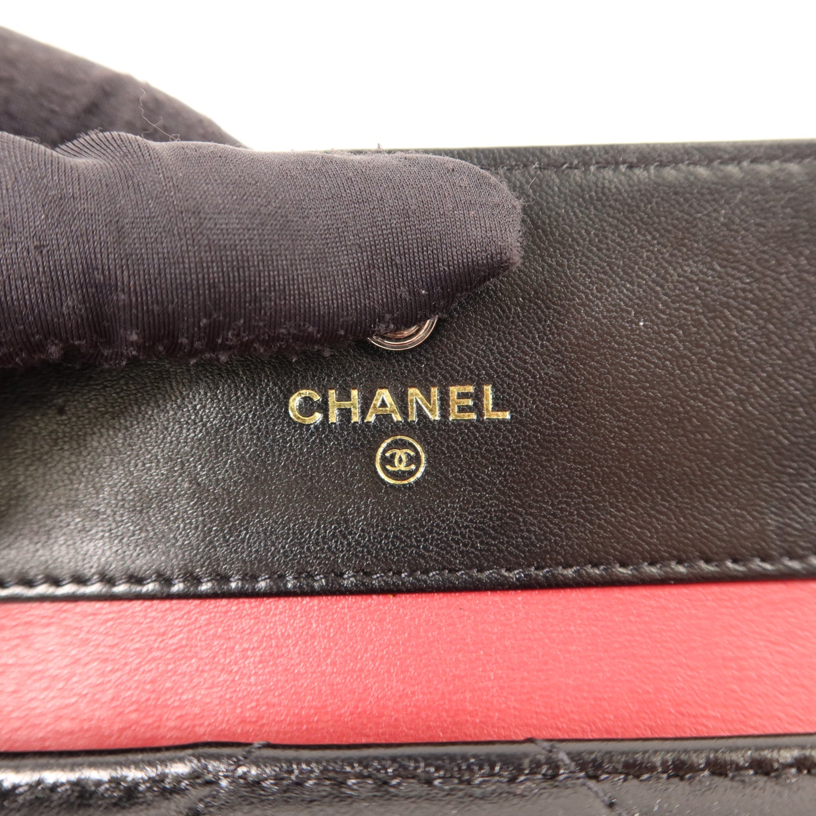 CHANEL 羊皮皮革C19 Trifold Wallet金扣錢包