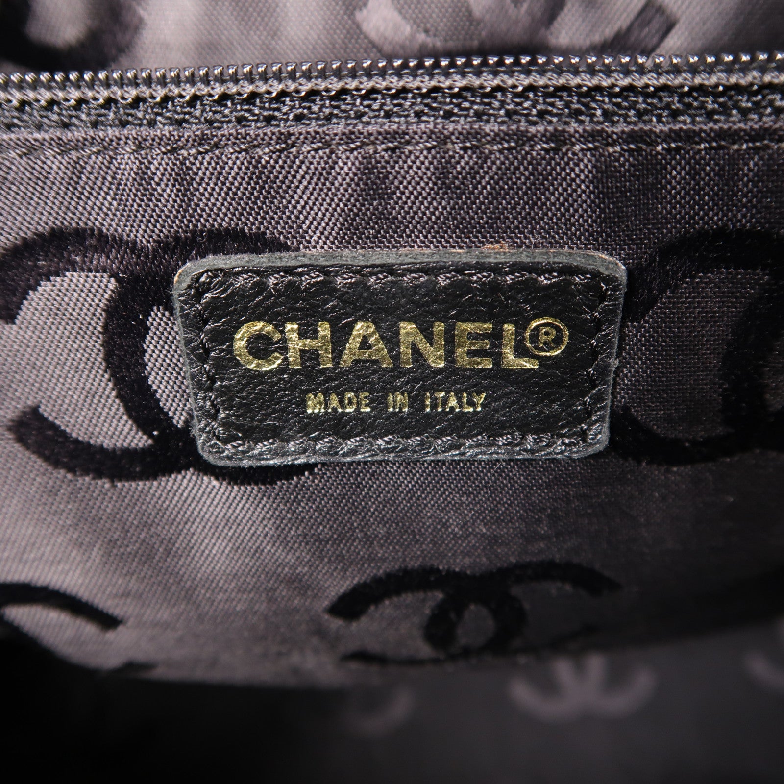 CHANEL 牛皮皮革Vintage Handbag金扣手挽袋