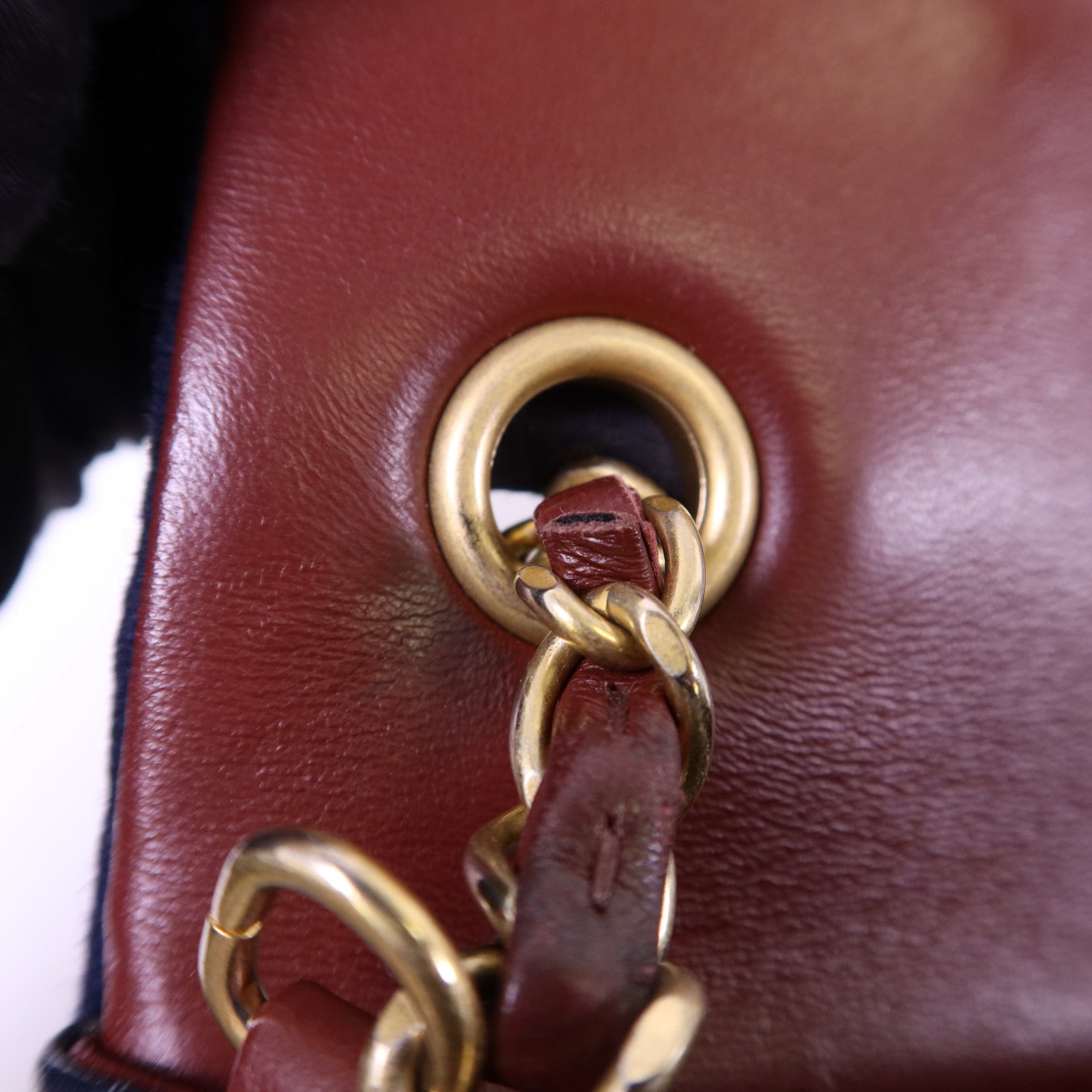 CHANEL 羊毛Paris Hamburg Charms Mini Flap Bag金扣鏈帶肩背袋
