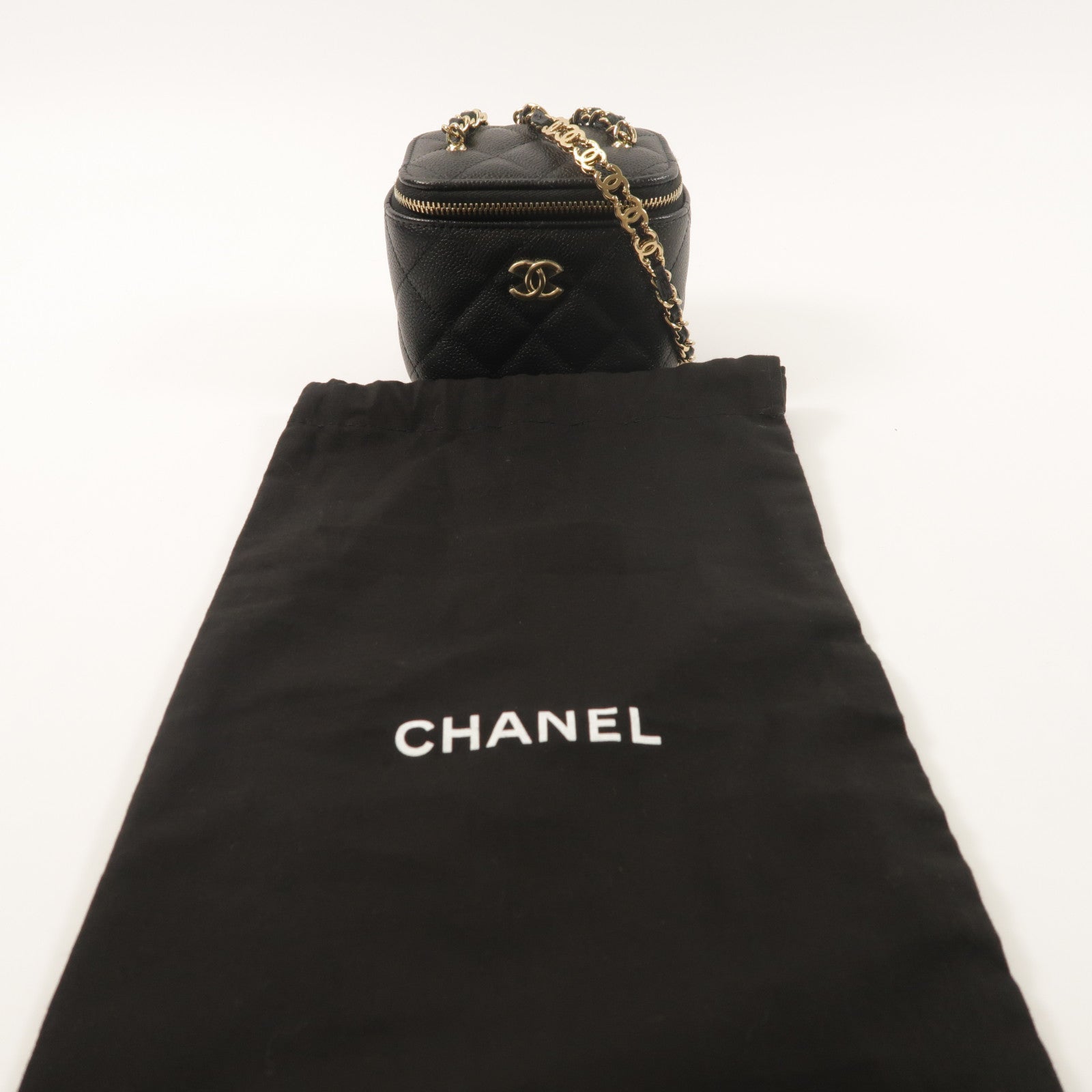 CHANEL 牛皮皮革Vanity Case鏈帶肩背袋