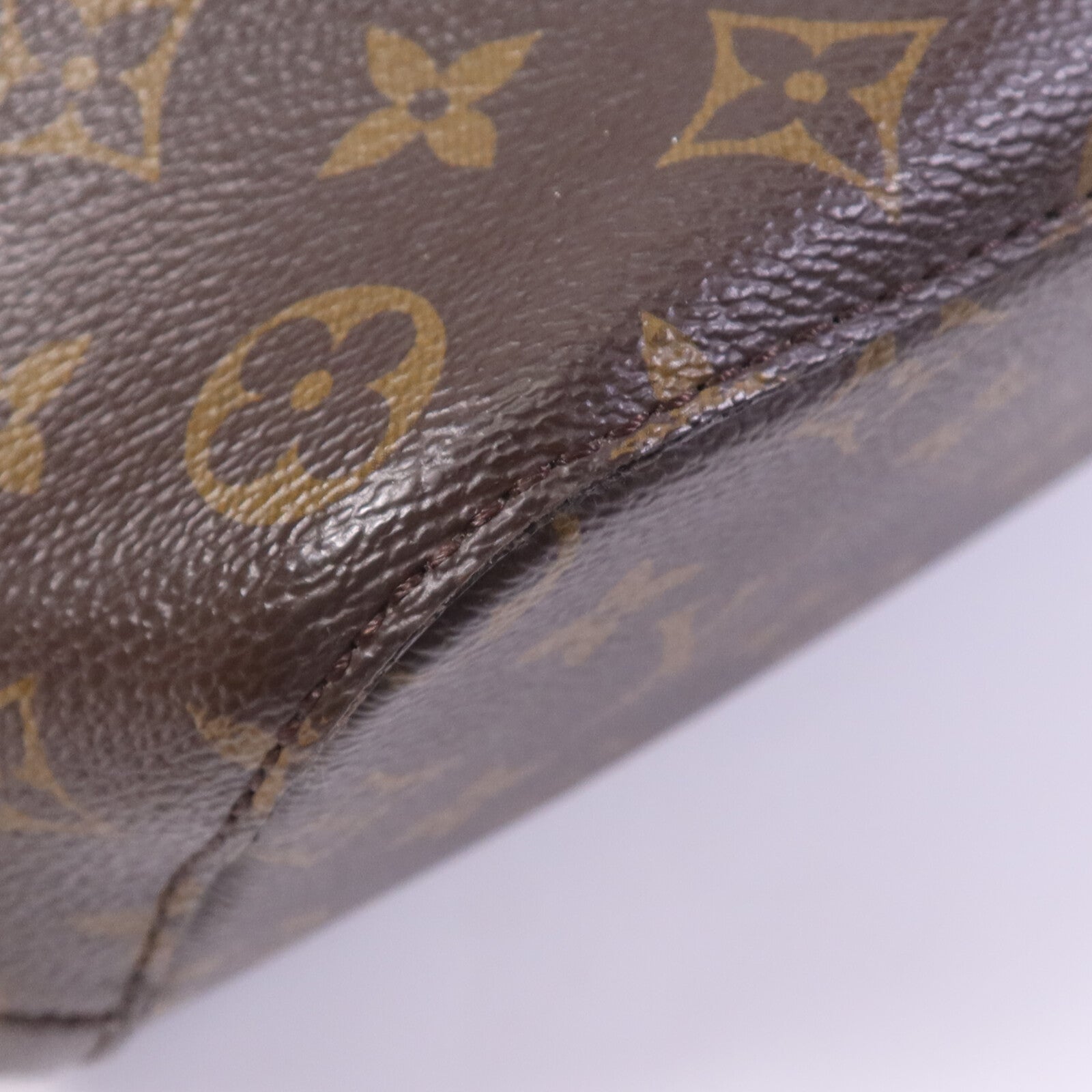 LOUIS VUITTON Monogram Neo Noe金扣肩背兩用袋