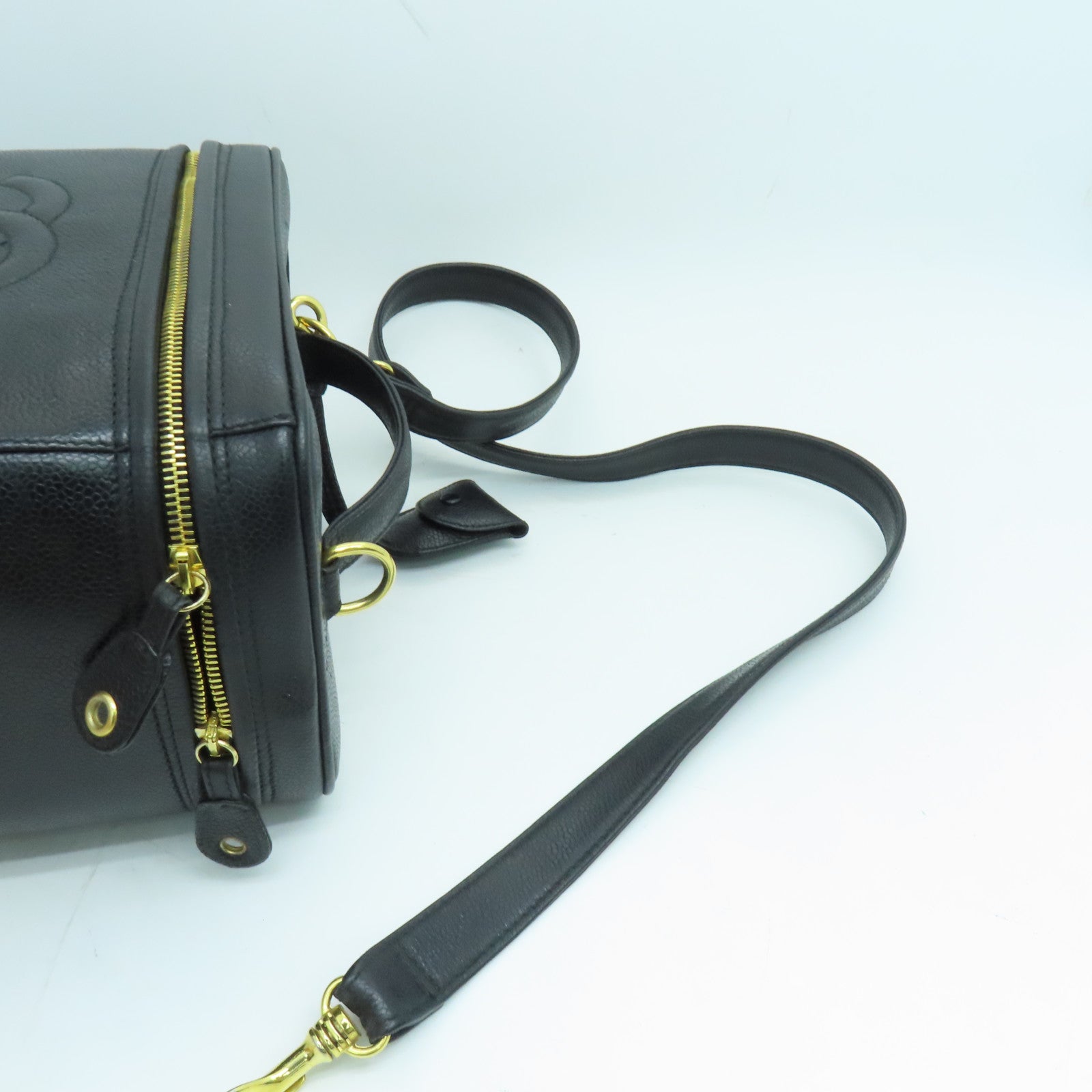 CHANEL 【清倉大減價】牛皮皮革Vintage Bag金扣手挽肩背兩用袋黑色