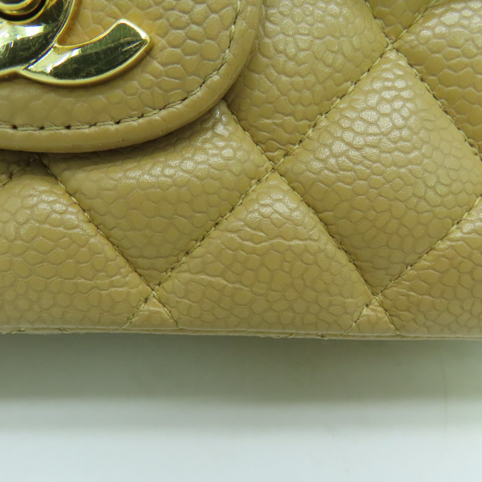 CHANEL 菱格Caviar皮革Chain Shoulder Bag金扣链带肩背袋米色