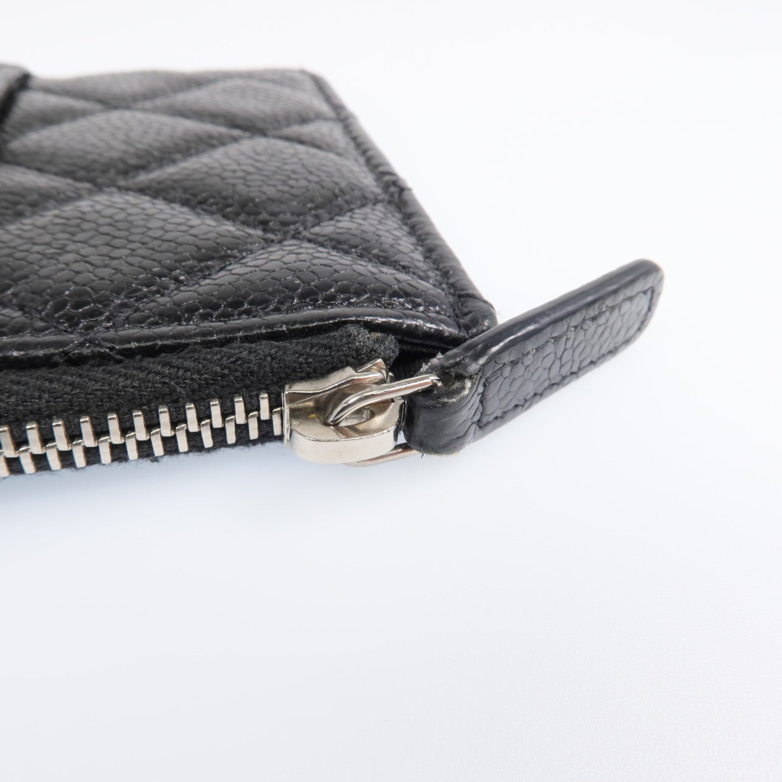 CHANEL 【激減優惠】牛皮皮革Phone Zipper Wallet銀扣長錢包