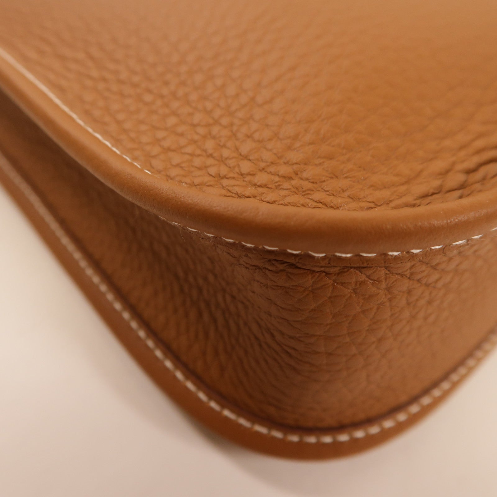 HERMES Clemence皮革EvelyneTPM金扣肩背袋Gold
