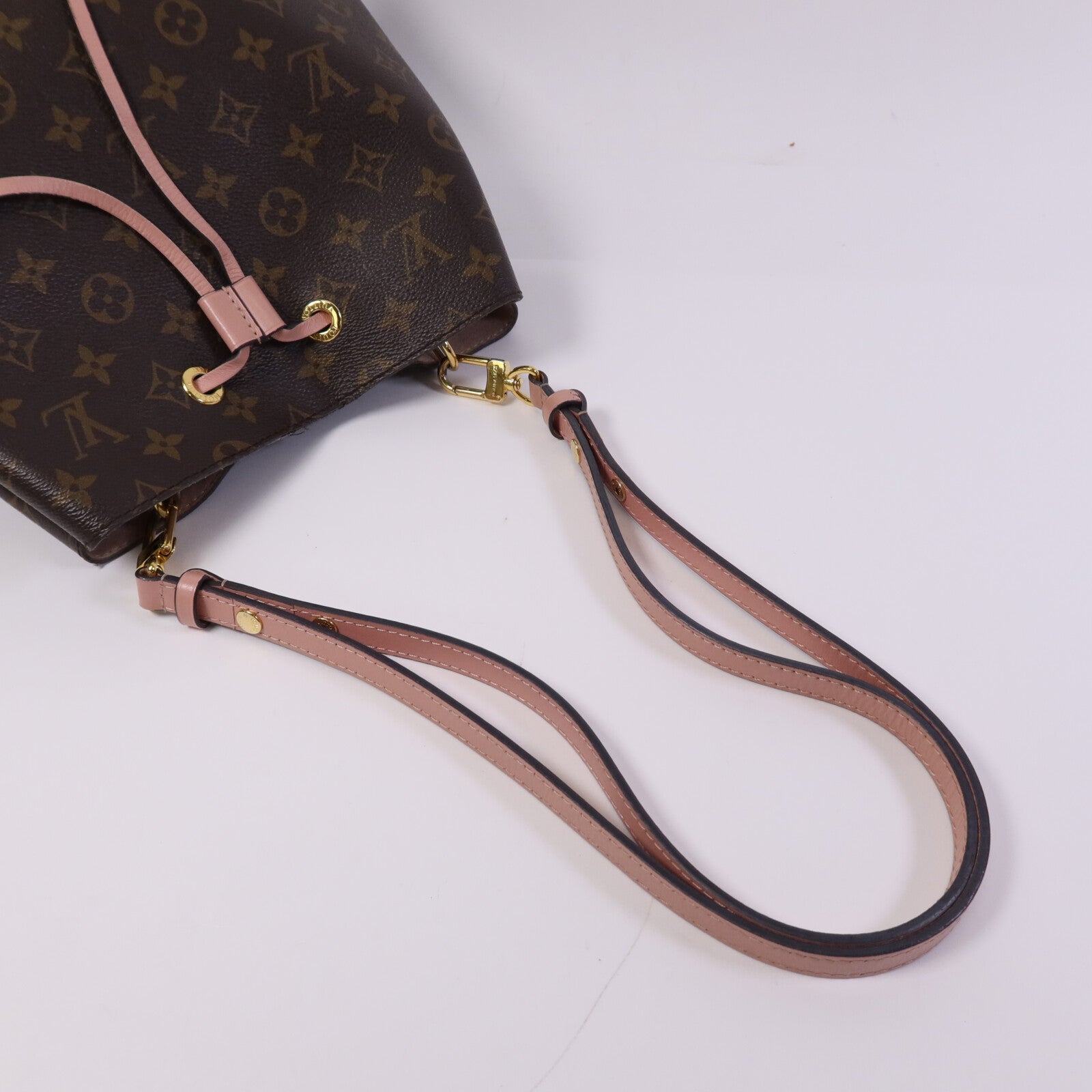 LOUIS VUITTON Monogram Neo Noe金扣肩背兩用袋