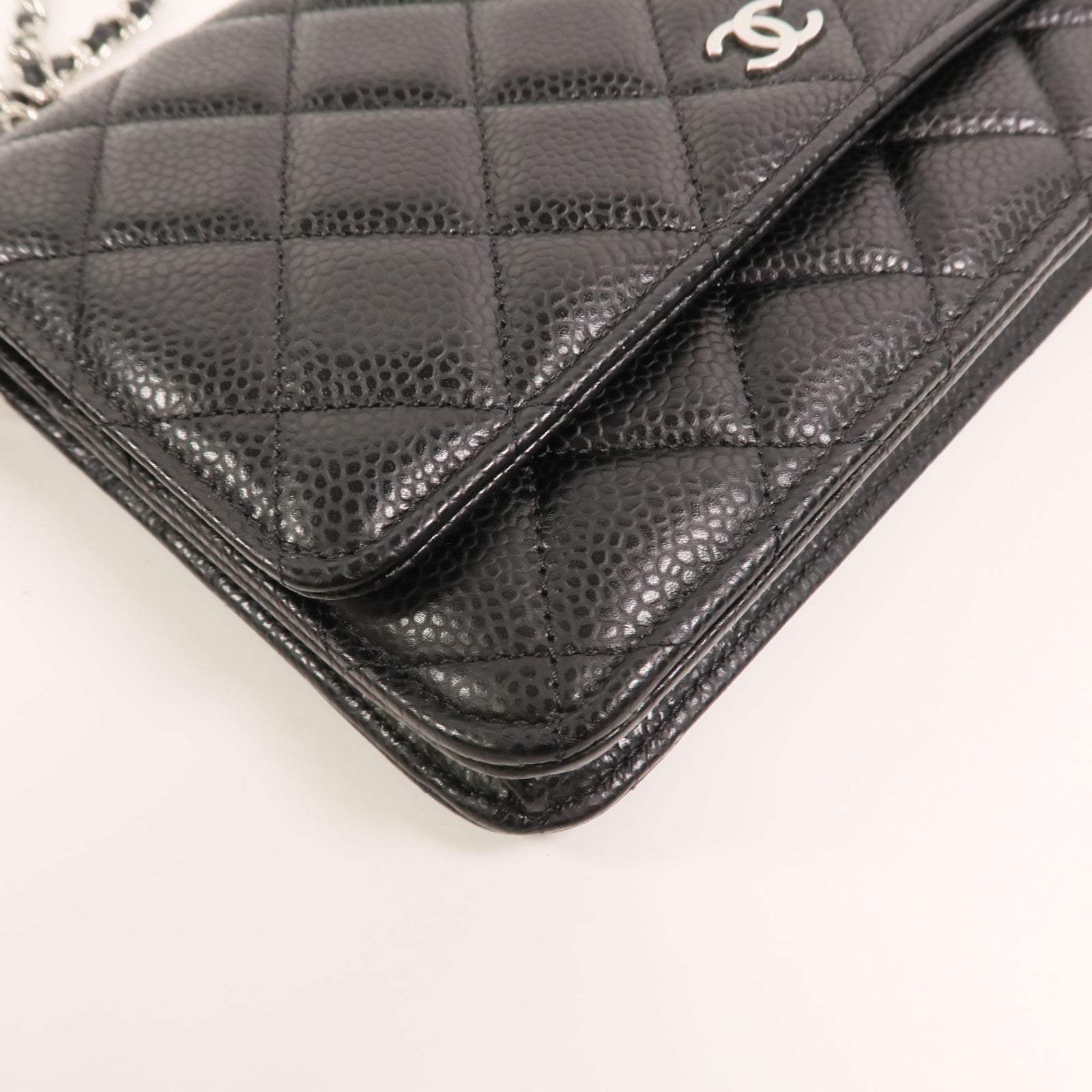 CHANEL 牛皮皮革WOC Wallet On Chain鏈帶肩背袋