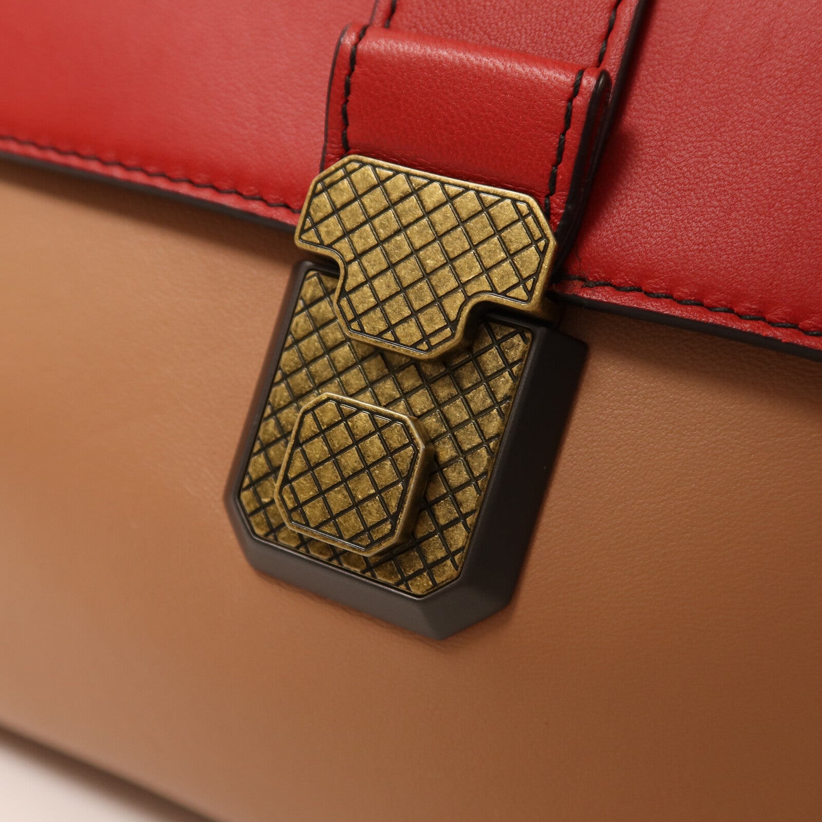 BOTTEGA VENETA 羊皮皮革2 way Shoulder手挽肩背兩用袋