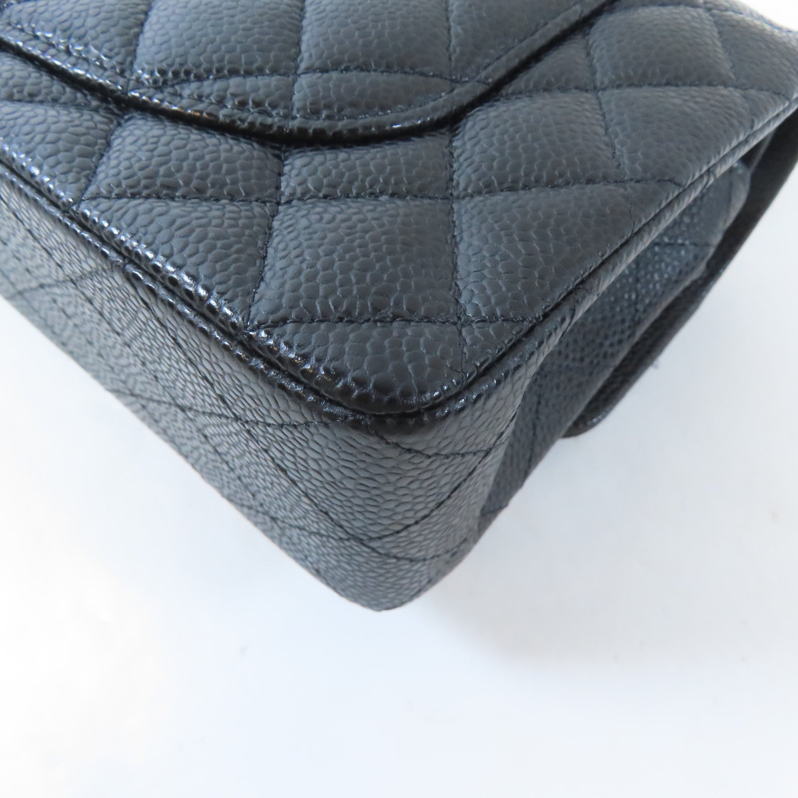 CHANEL 菱格牛皮皮革Classic 23銀扣鏈帶肩背袋黑色