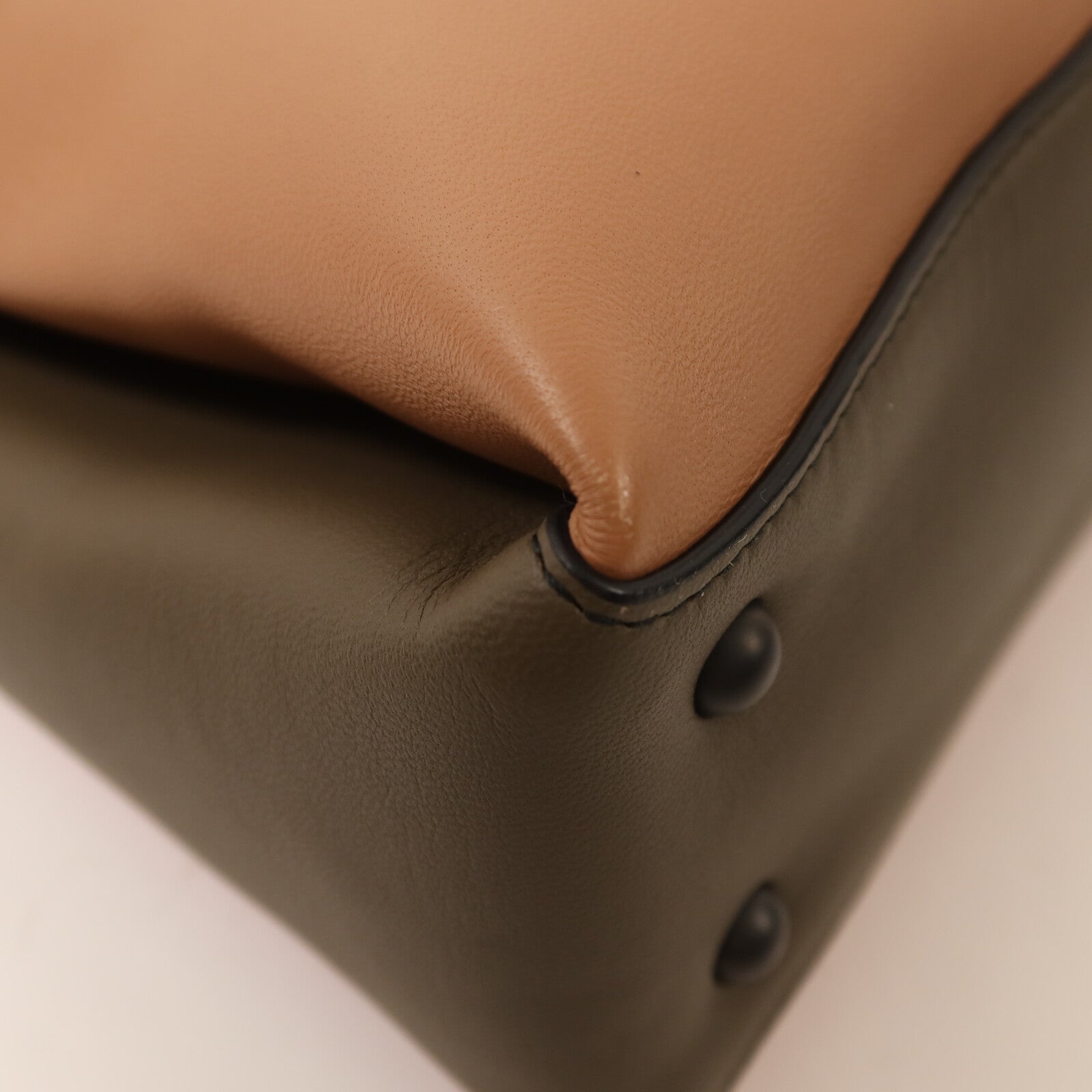 BOTTEGA VENETA 羊皮皮革2 way Shoulder手挽肩背兩用袋