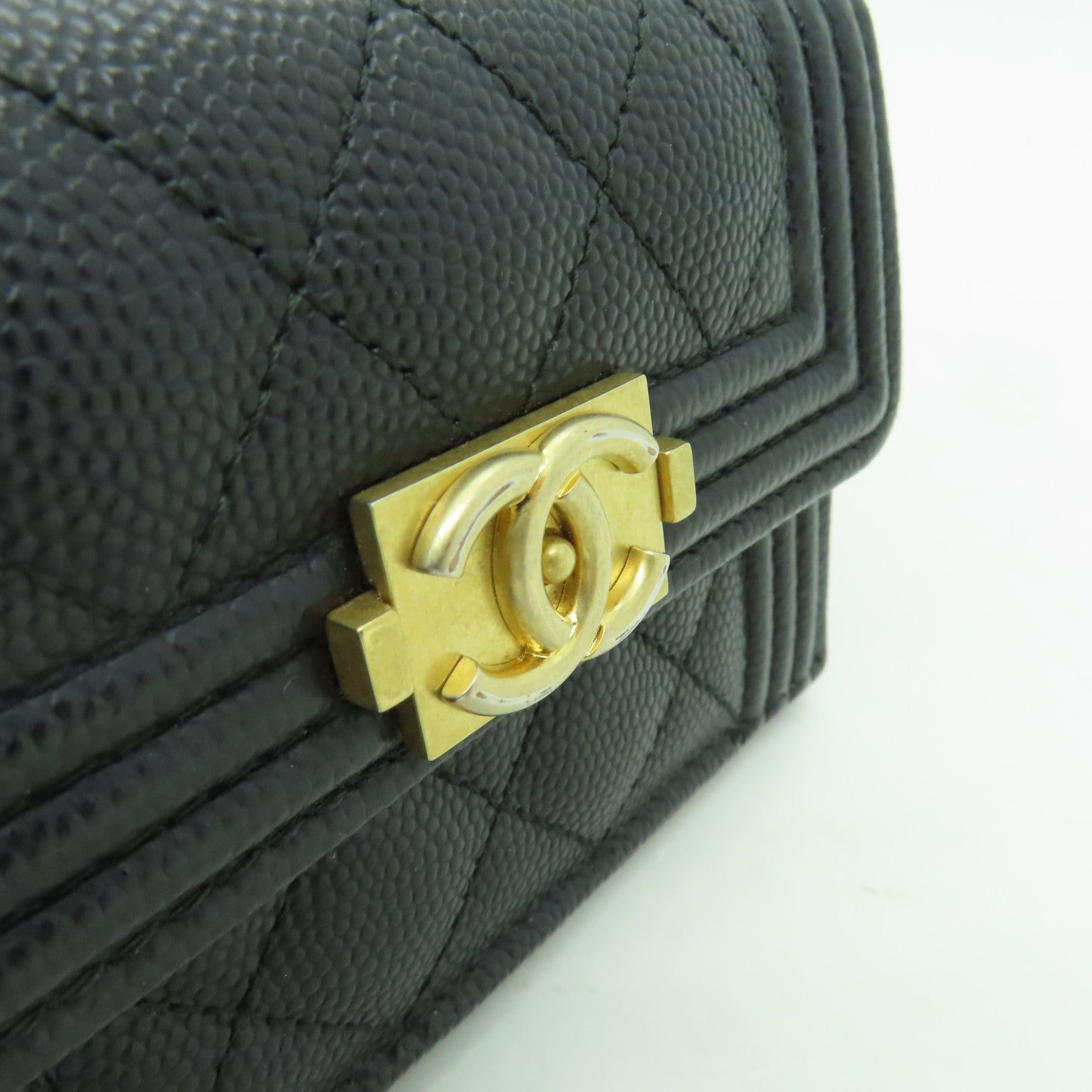 CHANEL 菱格Caviar皮革Boy Chanel Wallet金扣錢包黒色