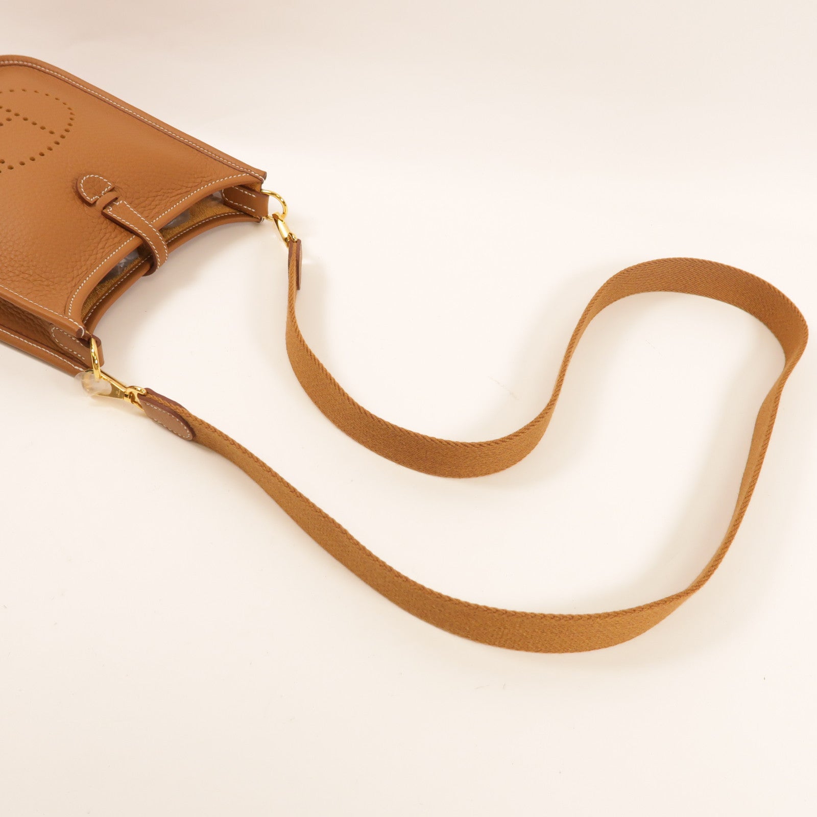 HERMES Clemence皮革EvelyneTPM金扣肩背袋Gold