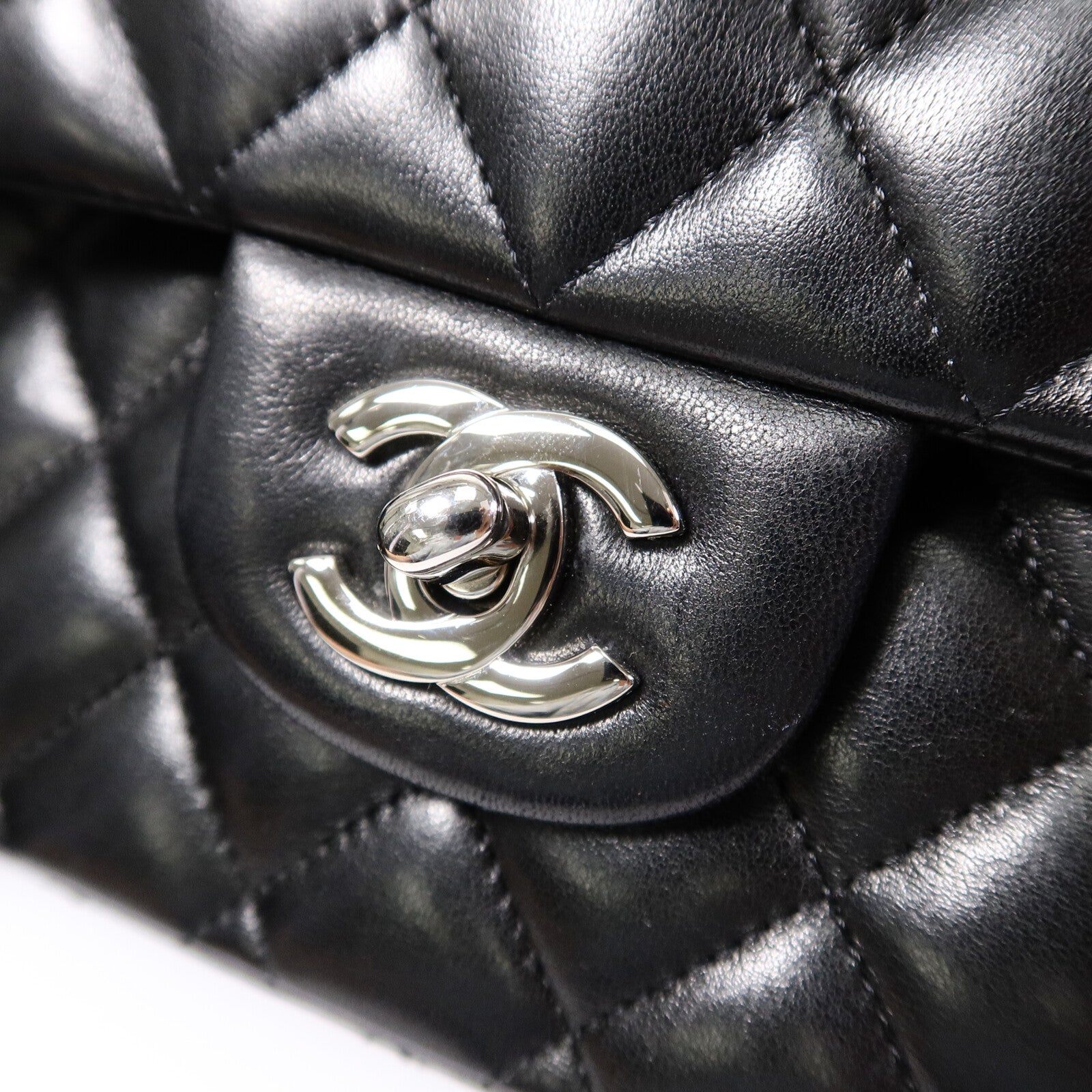 CHANEL 羊皮皮革Classic 25鏈帶肩背袋