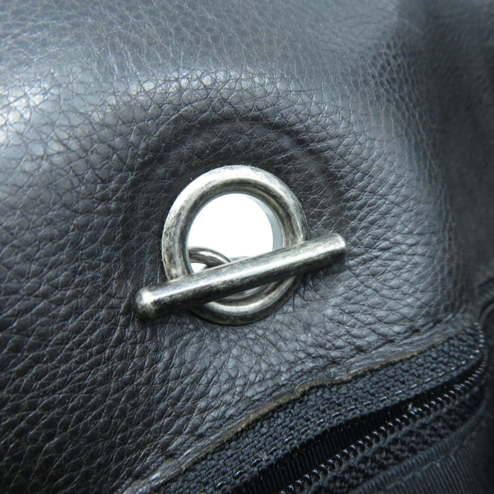 CHANEL 牛皮皮革Boy Chain Shoulder Bag銀扣鏈帶肩背袋黑色