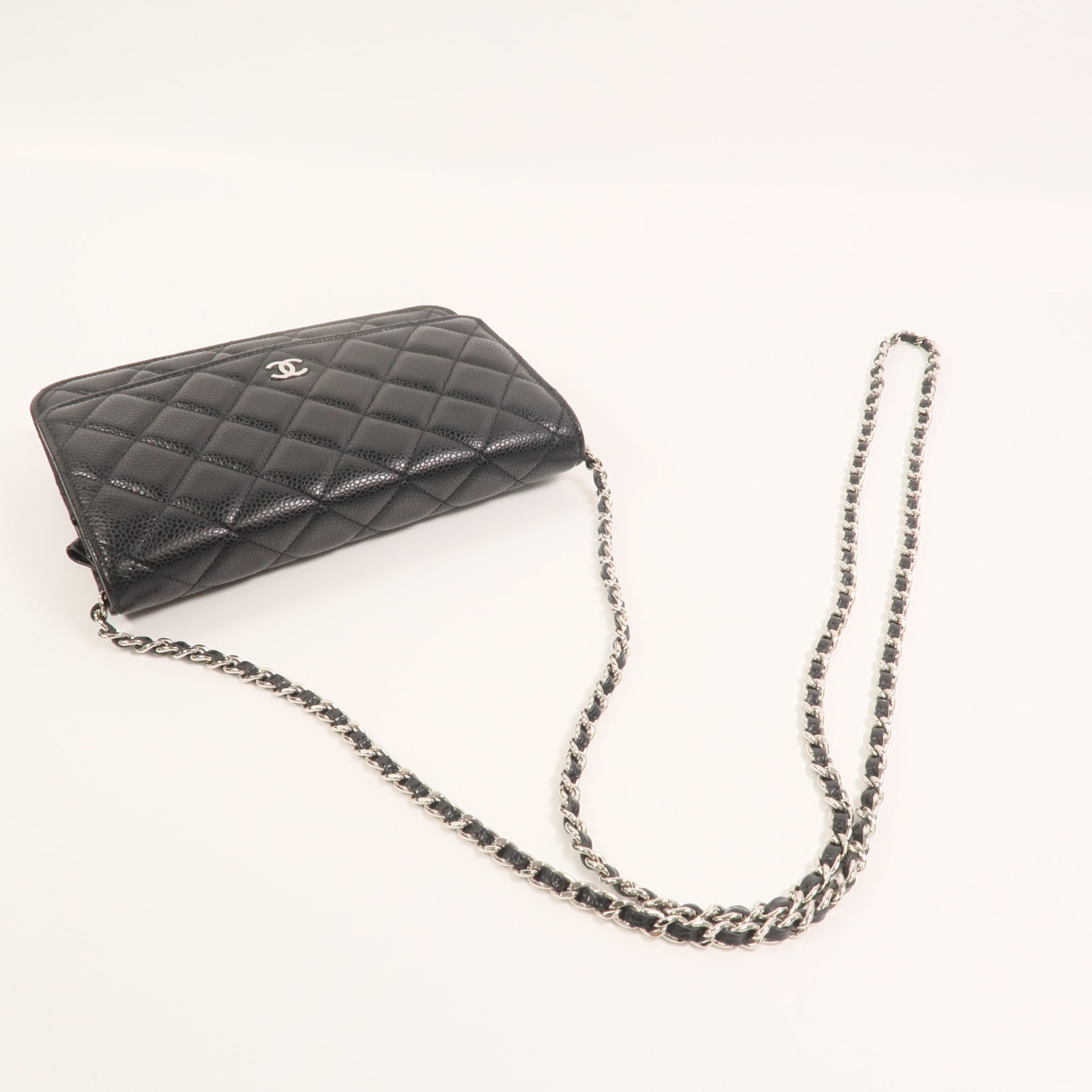 CHANEL 牛皮皮革WOC Wallet On Chain鏈帶肩背袋
