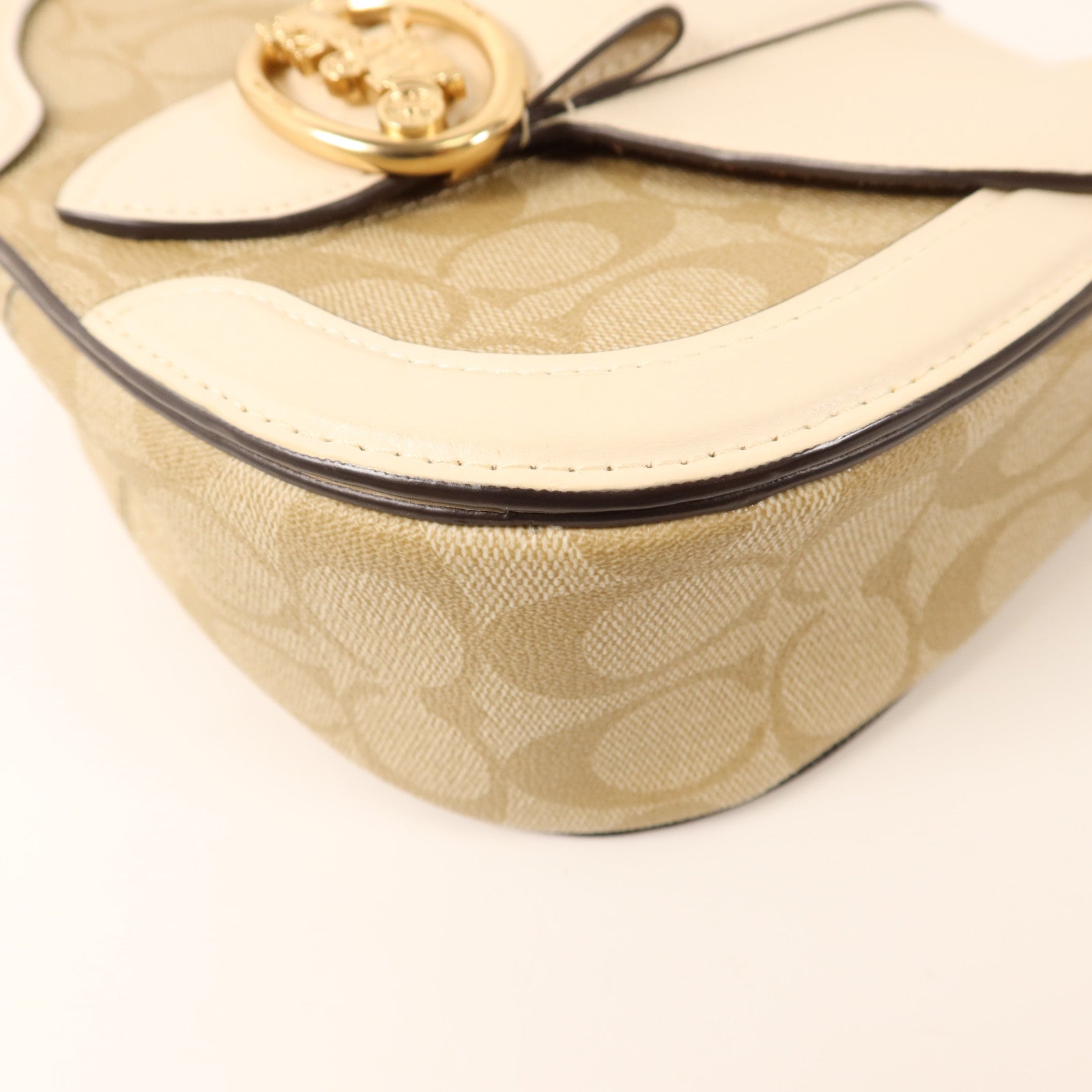 COACH 牛皮皮革Shoulder Bag金扣肩背袋