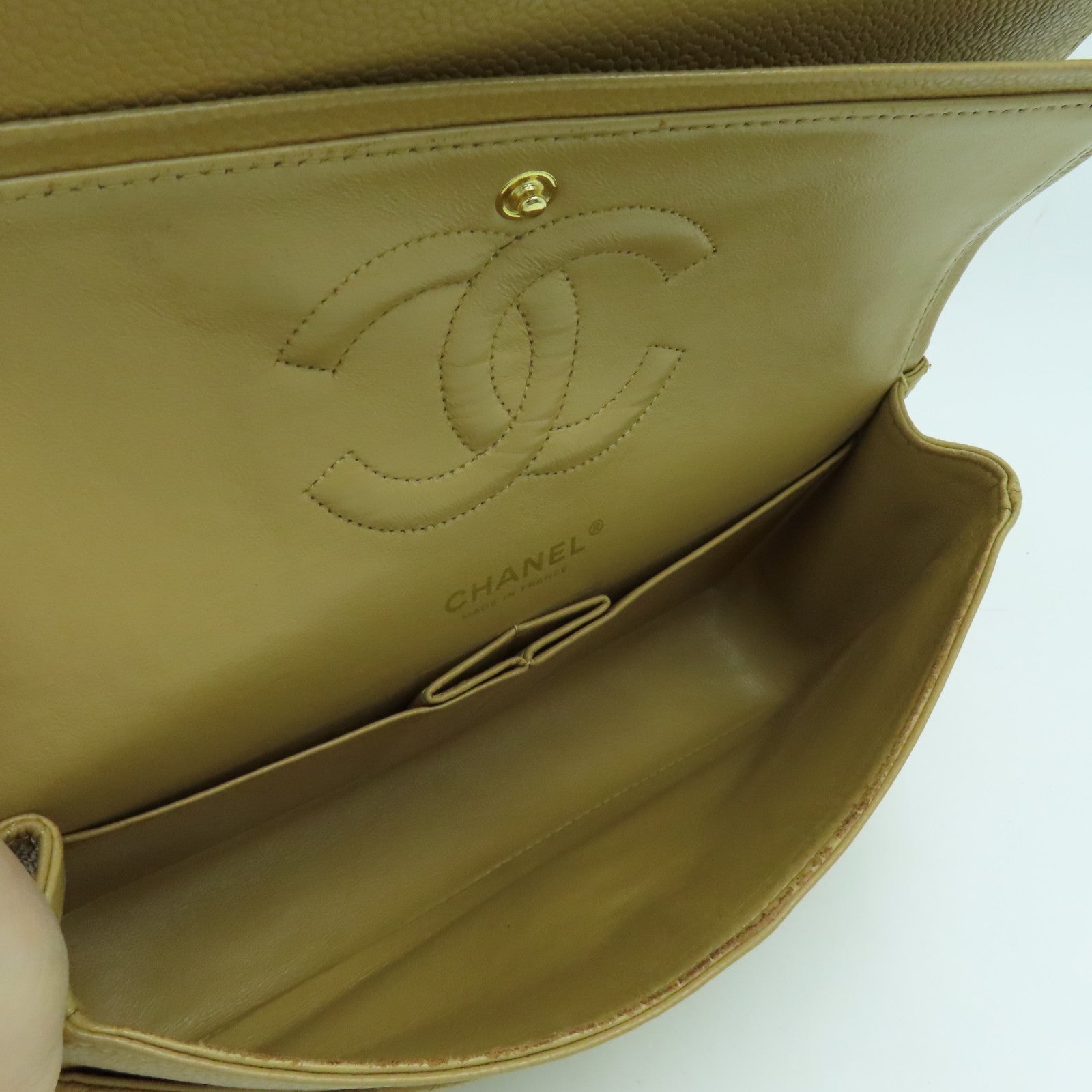 CHANEL 菱格Caviar皮革Chain Shoulder Bag金扣链带肩背袋米色