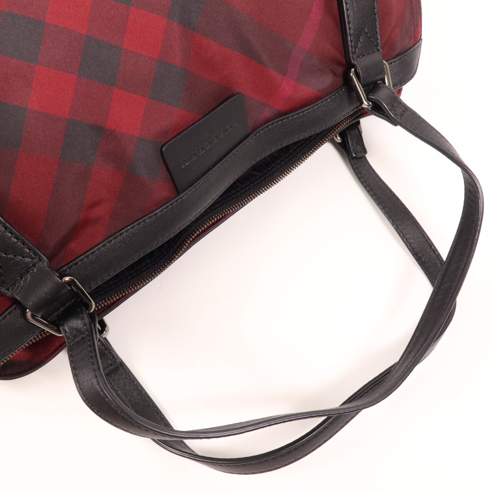 BURBERRY 尼龍/皮革Hand Bag銀扣手挽袋