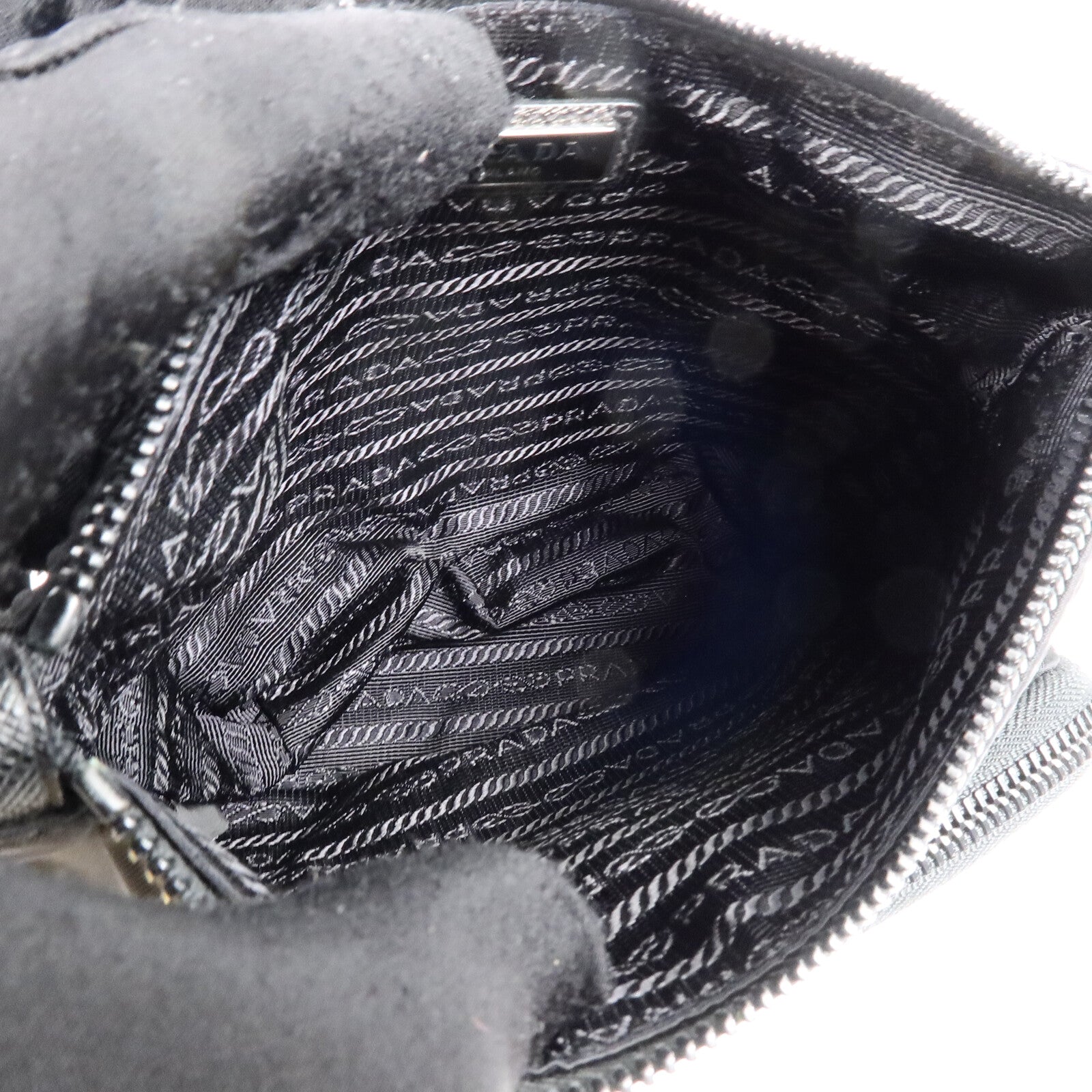 PRADA 尼龍Small Item手拿包