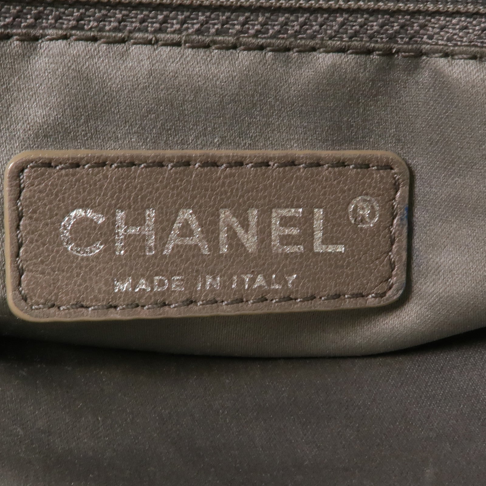 CHANEL 羊皮皮革Sharpei Tote銀扣手挽袋