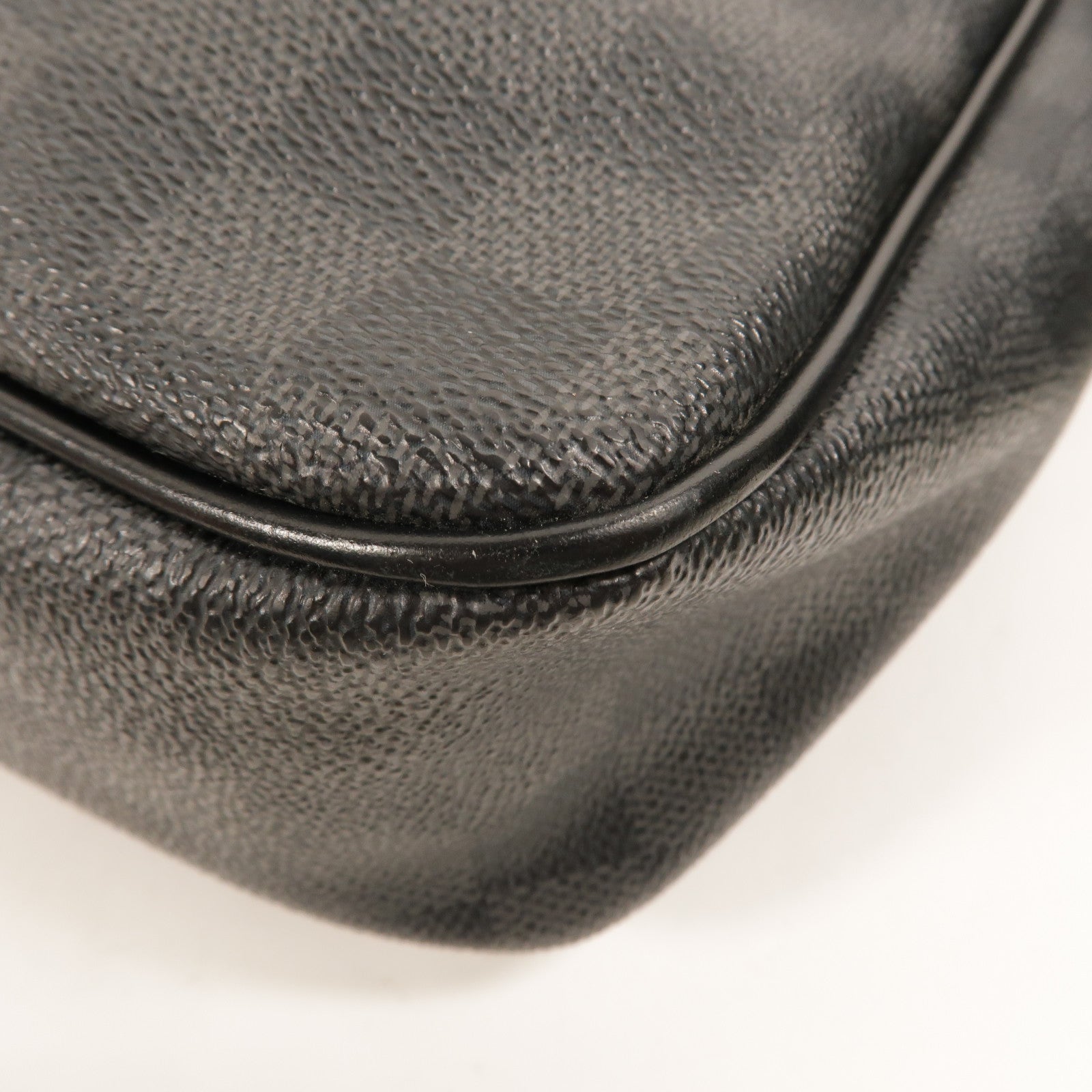 LOUIS VUITTON Damier Graghite Daniel MM肩背袋
