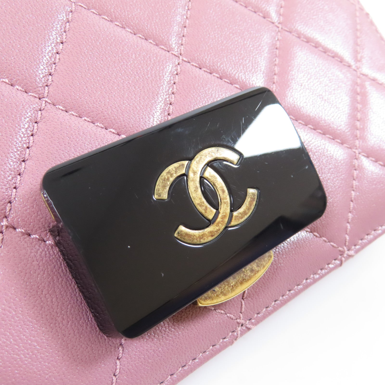 CHANEL 菱格牛皮皮革Chain Shoulder Bag金扣鏈帶肩背袋粉紅色