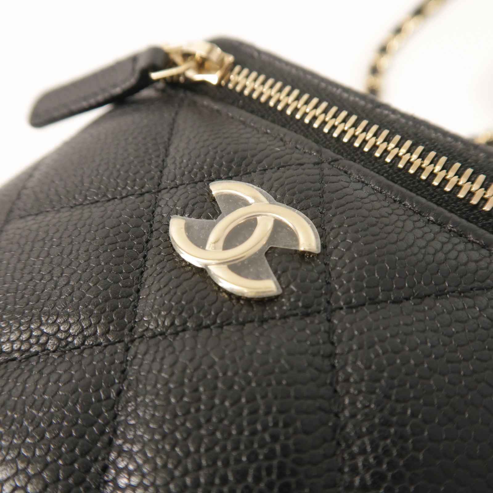 CHANEL 牛皮皮革Vanity Case鏈帶肩背袋