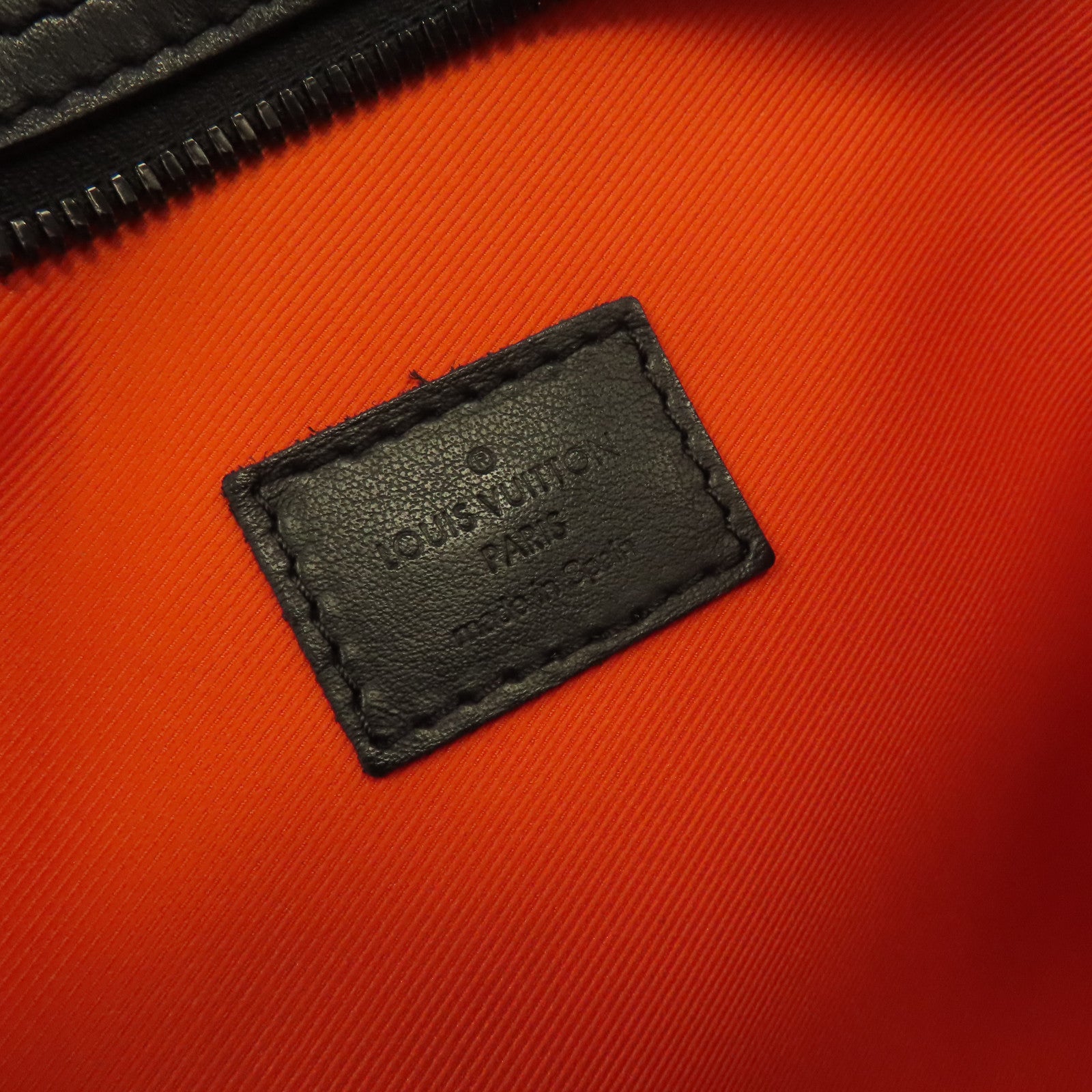 LOUIS VUITTON Monogram Shadow Flat Messenger Shoulder Bag肩背袋黑色/軍綠色