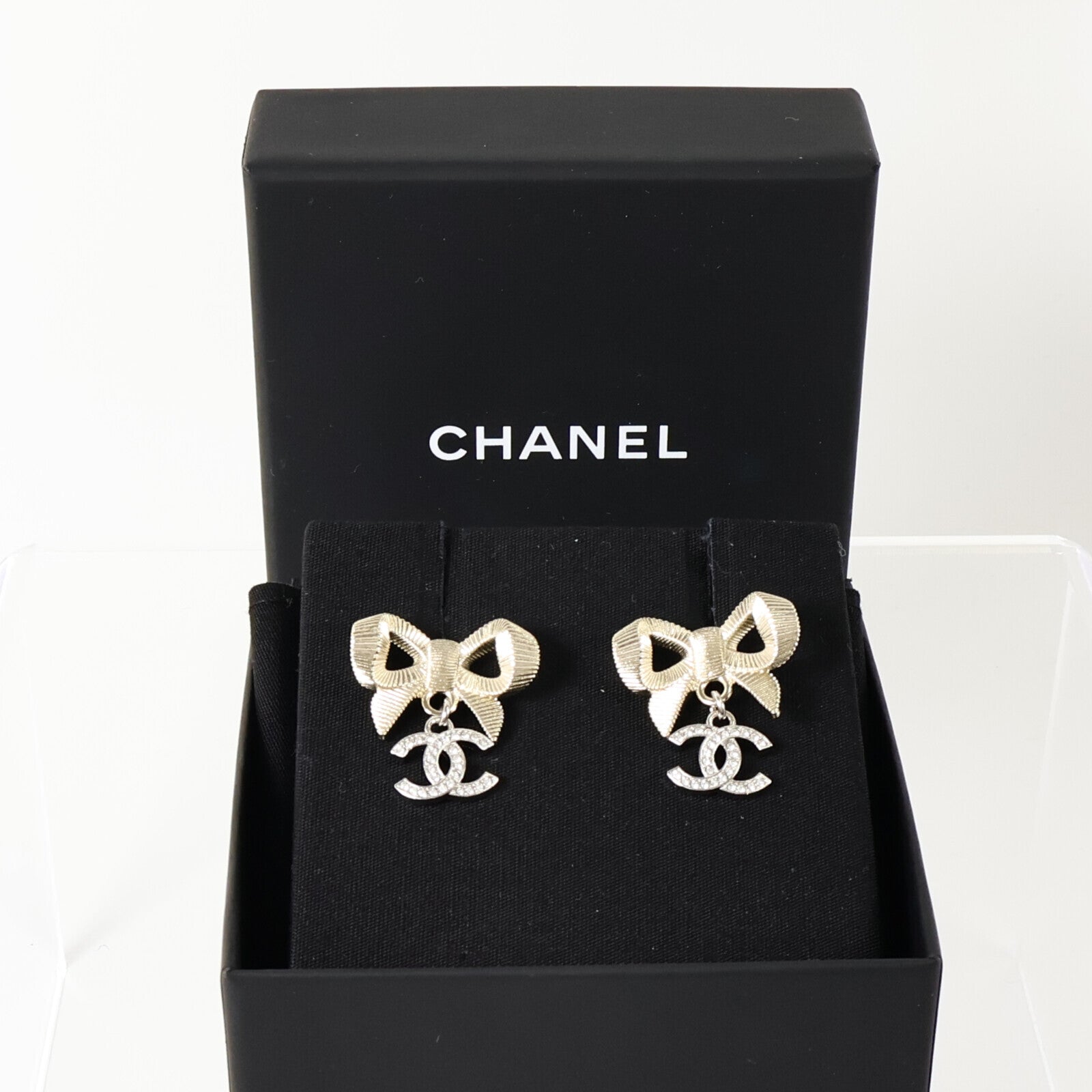 CHANEL 金屬Bow Knot Crystal CC Drop Earrings耳環
