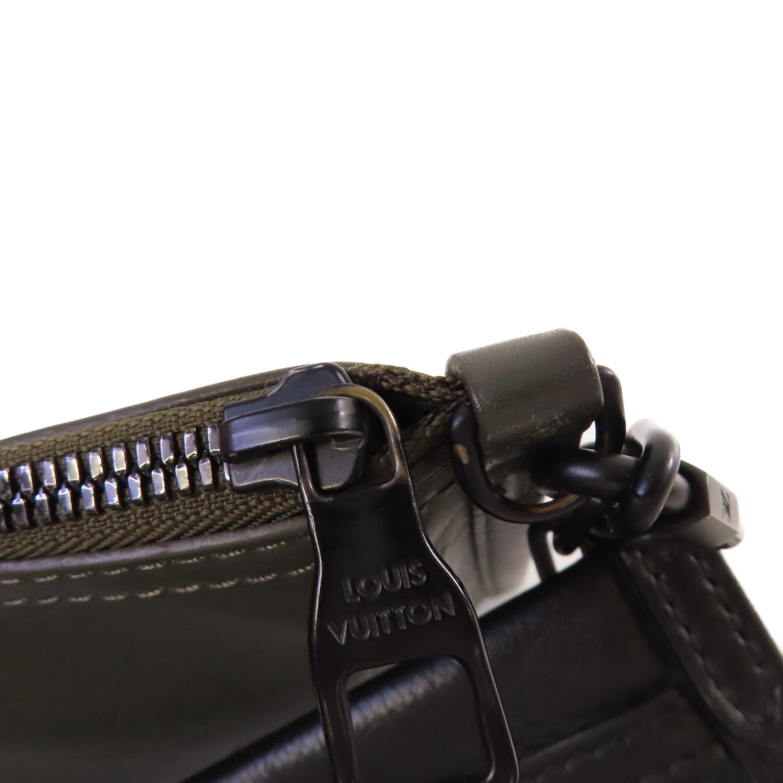 LOUIS VUITTON Monogram Shadow Flat Messenger Shoulder Bag肩背袋黑色/軍綠色