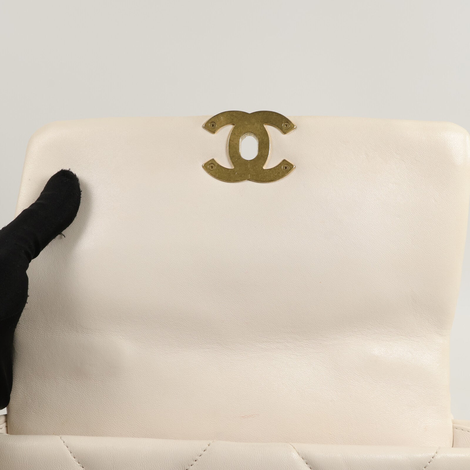 CHANEL 羊皮皮革C19 Small手挽肩背兩用袋