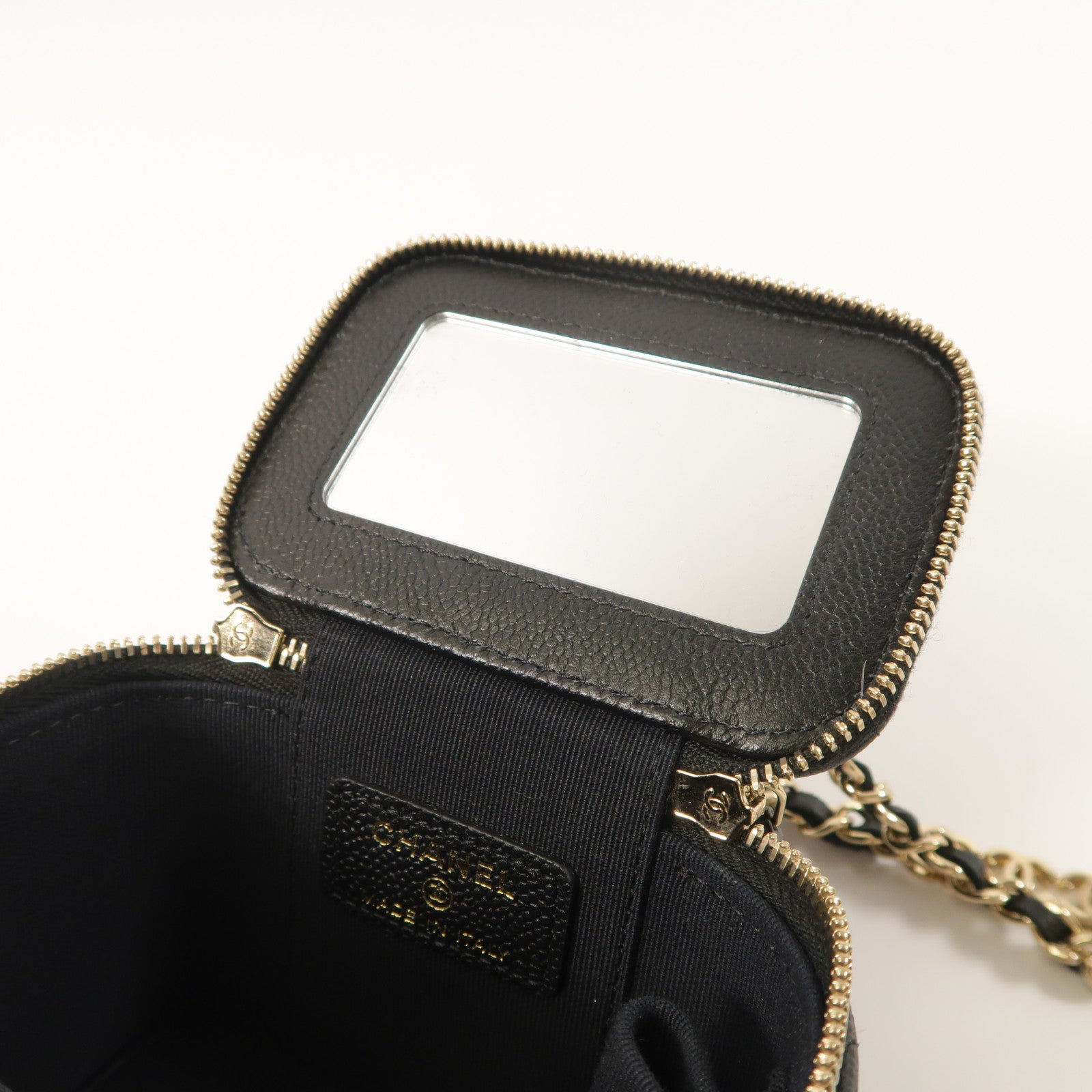 CHANEL 牛皮皮革Vanity Case鏈帶肩背袋